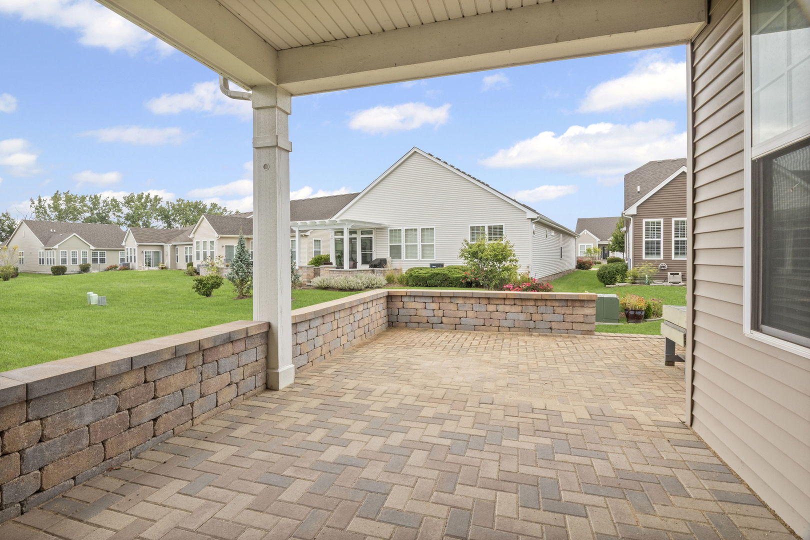 2624 Cranbrook Street, Naperville, IL 60564