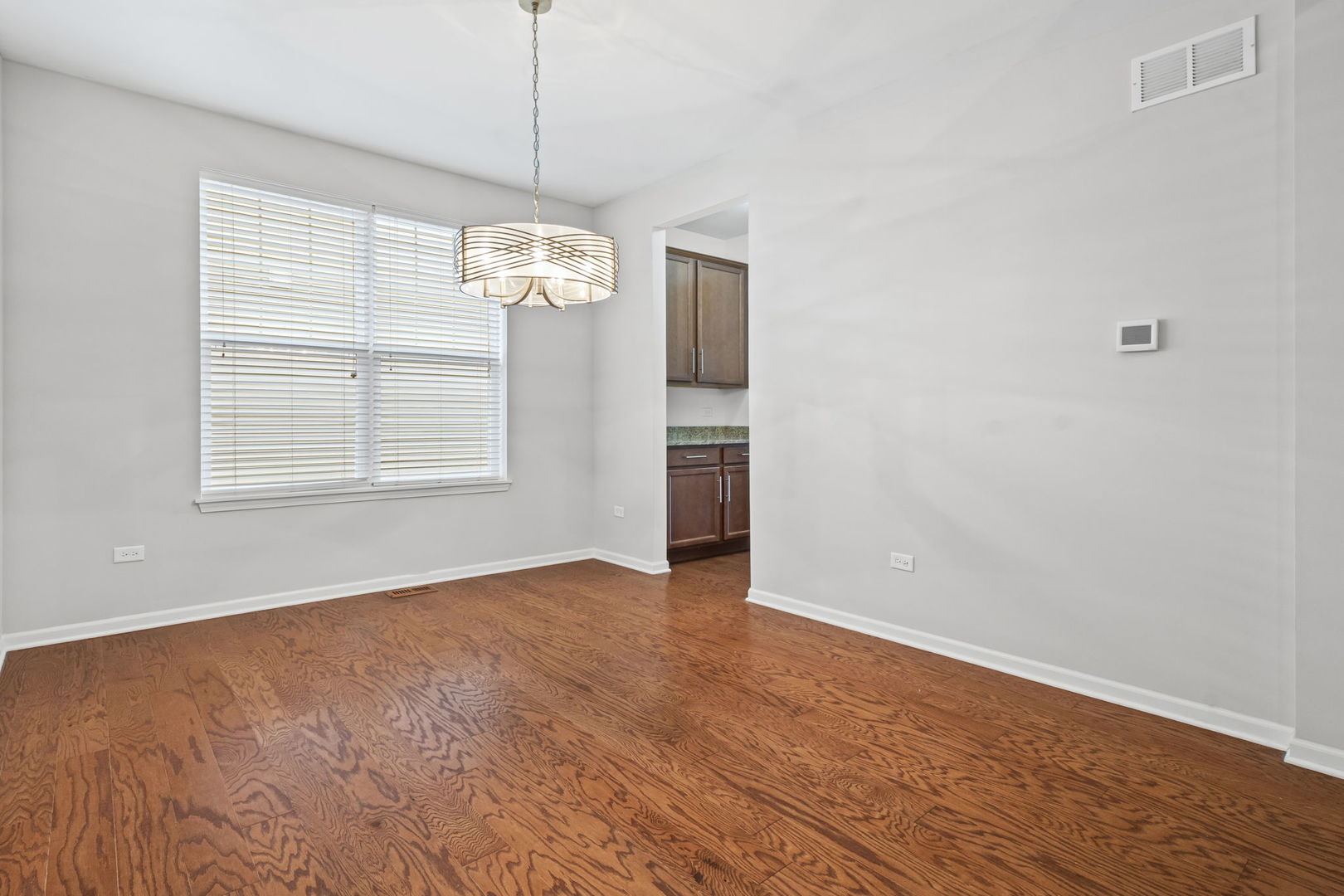 2624 Cranbrook Street, Naperville, IL 60564