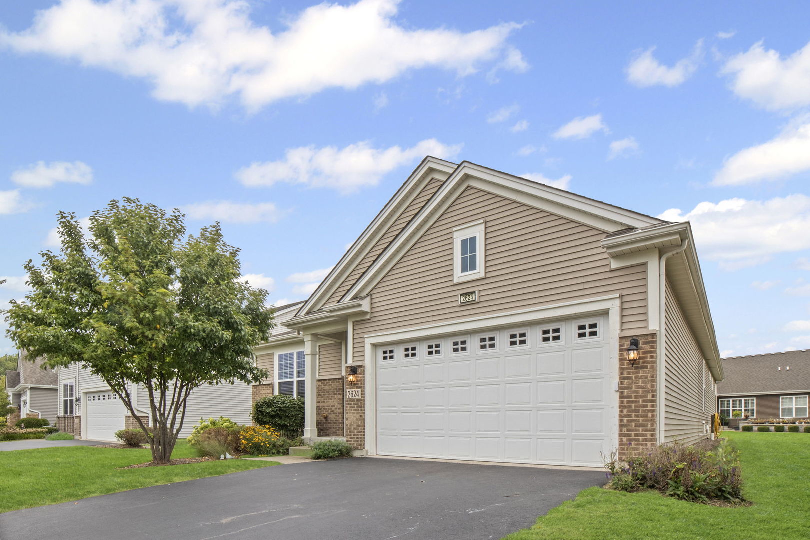 2624 Cranbrook Street, Naperville, IL 60564