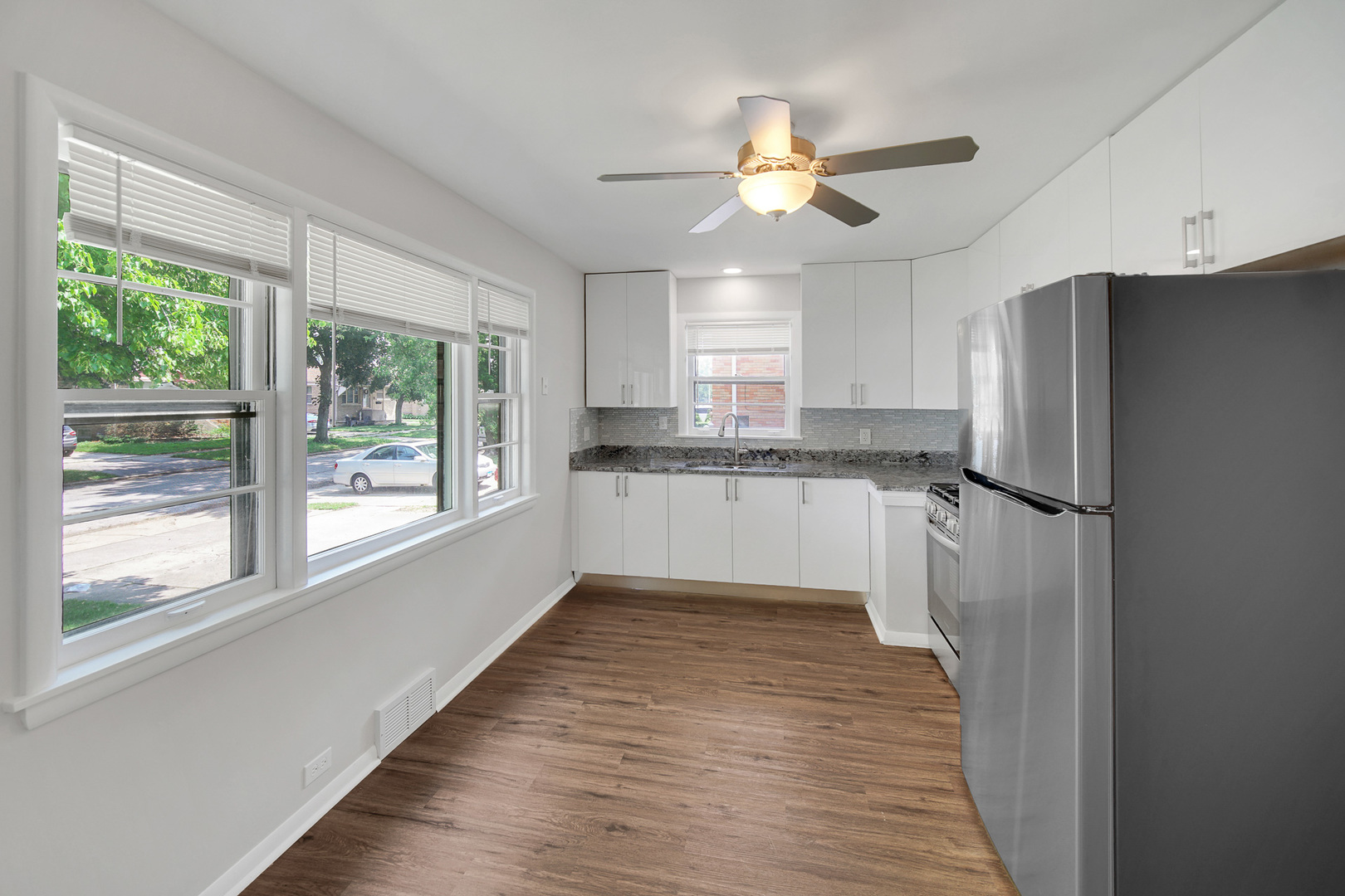 9600 Kilpatrick Avenue #South, Oak Lawn, IL 60453