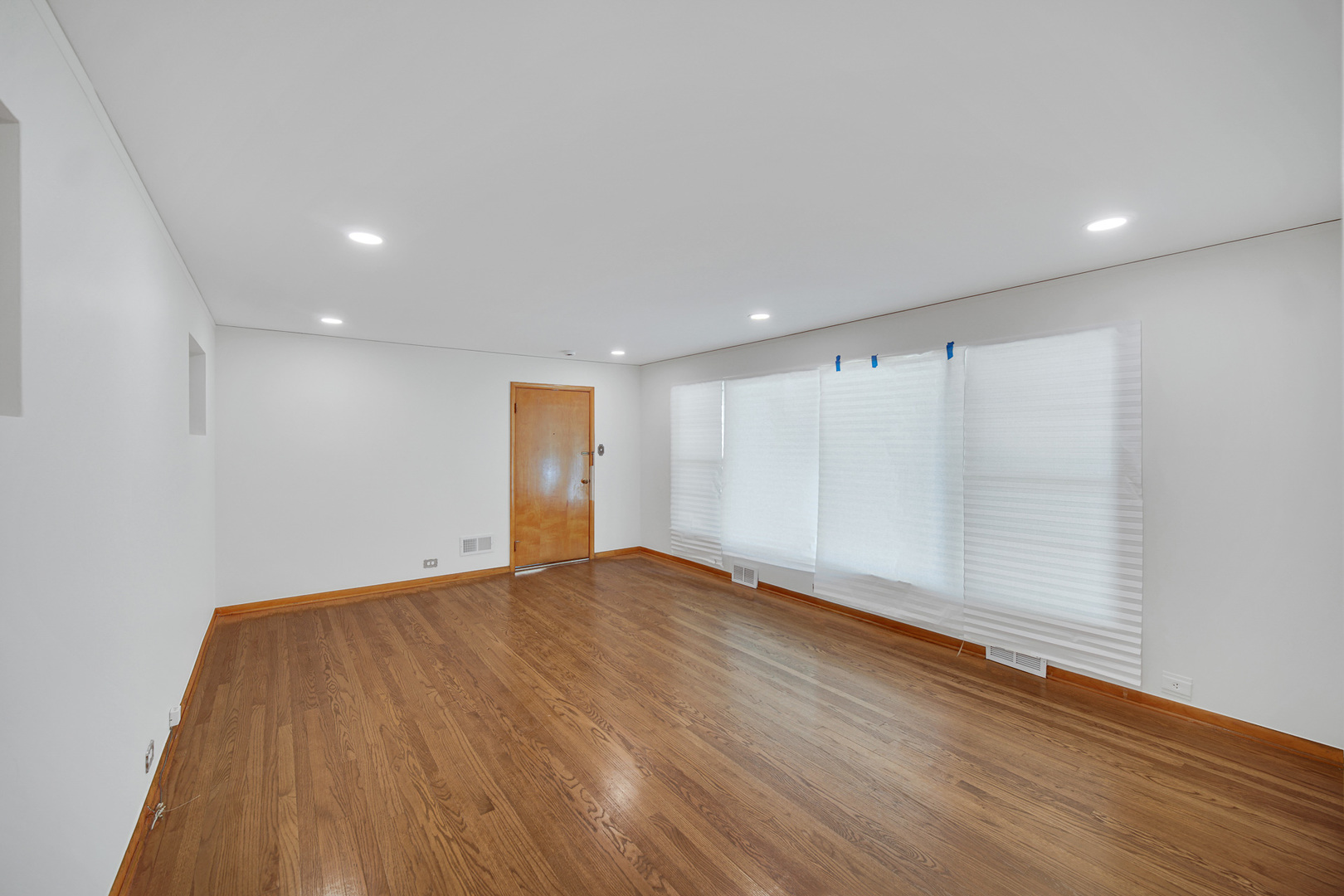 9600 Kilpatrick Avenue #South, Oak Lawn, IL 60453