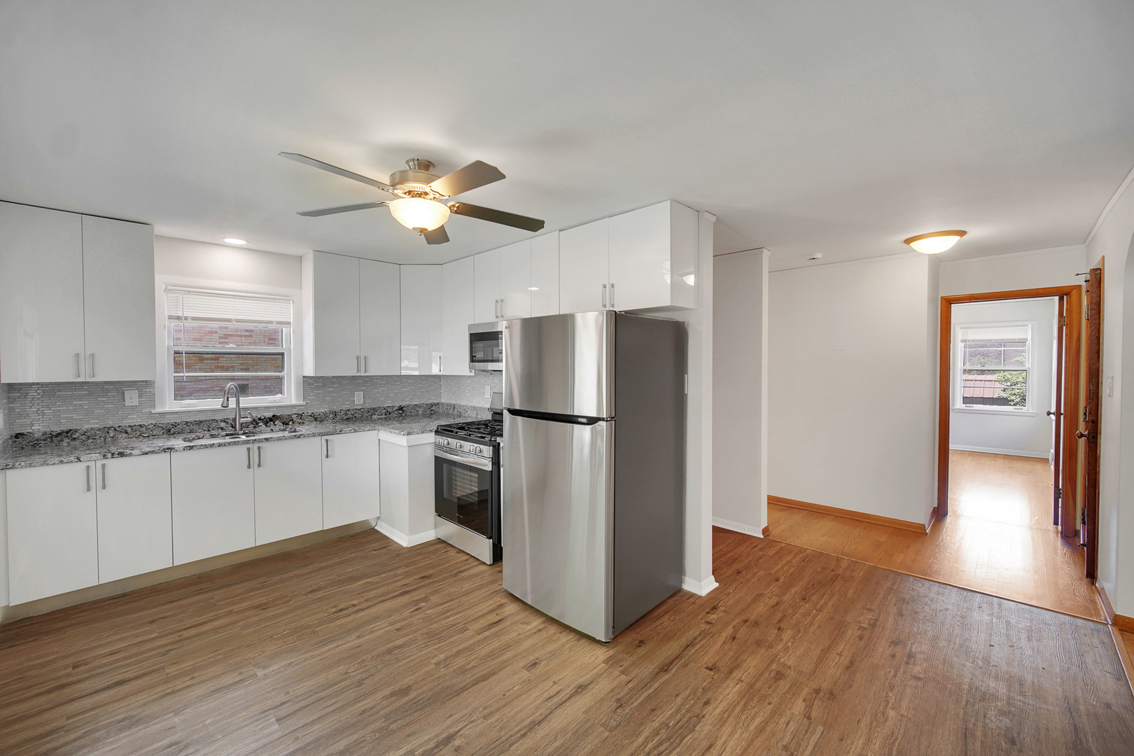 9600 Kilpatrick Avenue #South, Oak Lawn, IL 60453