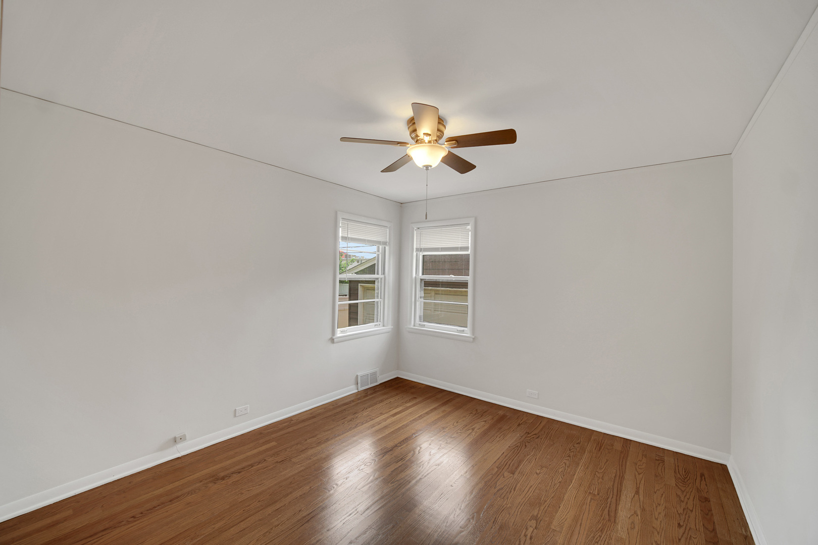 9600 Kilpatrick Avenue #South, Oak Lawn, IL 60453