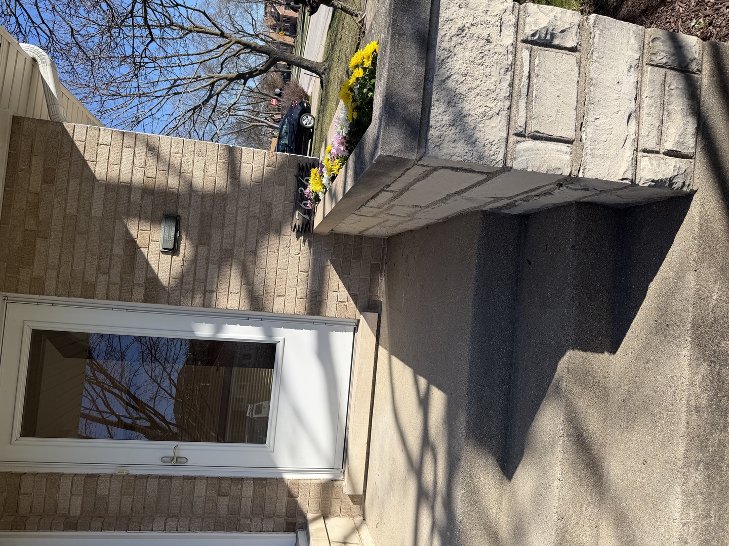 7636 W Rosedale Avenue, Chicago, IL 60631