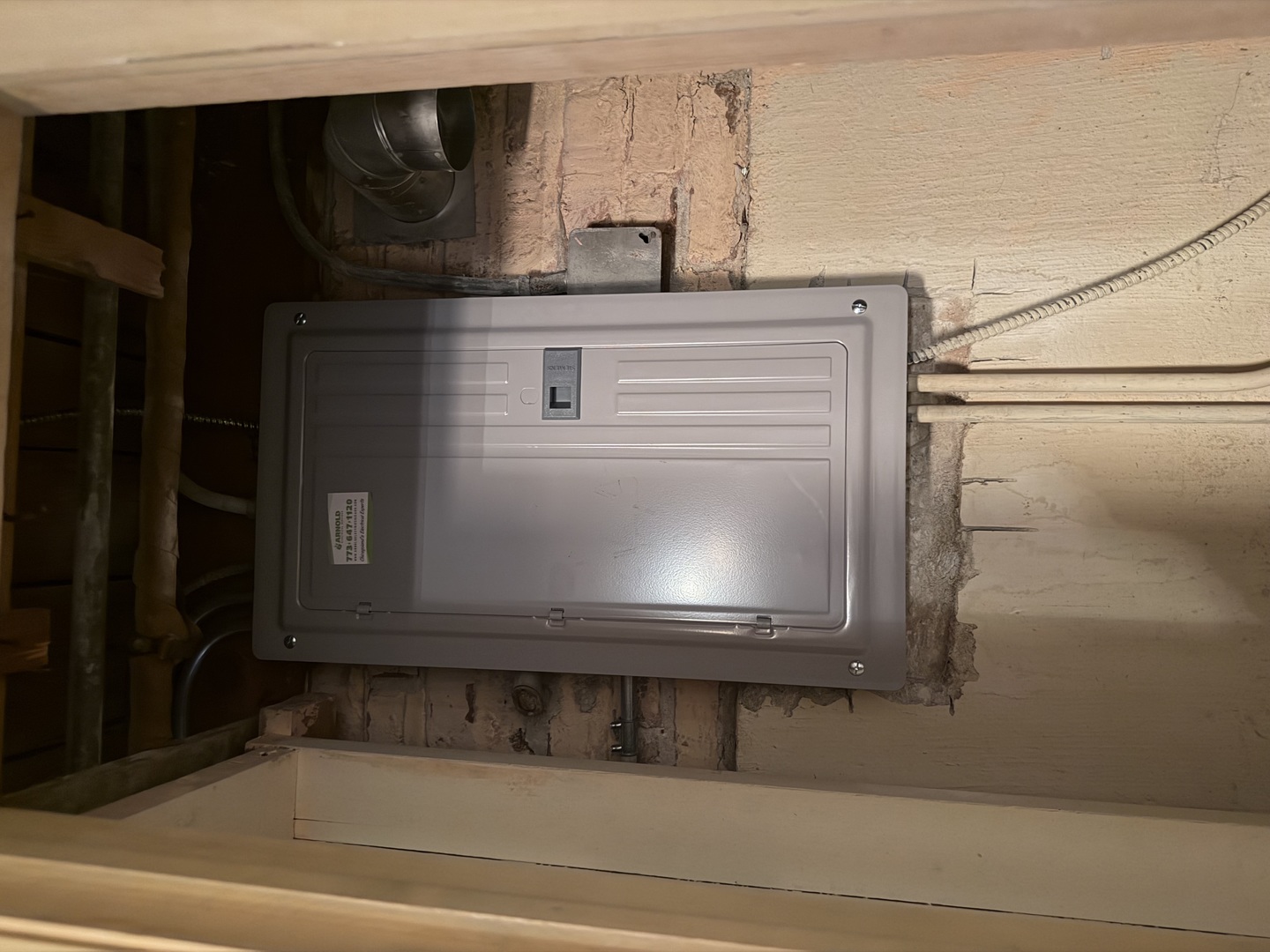 7636 W Rosedale Avenue, Chicago, IL 60631