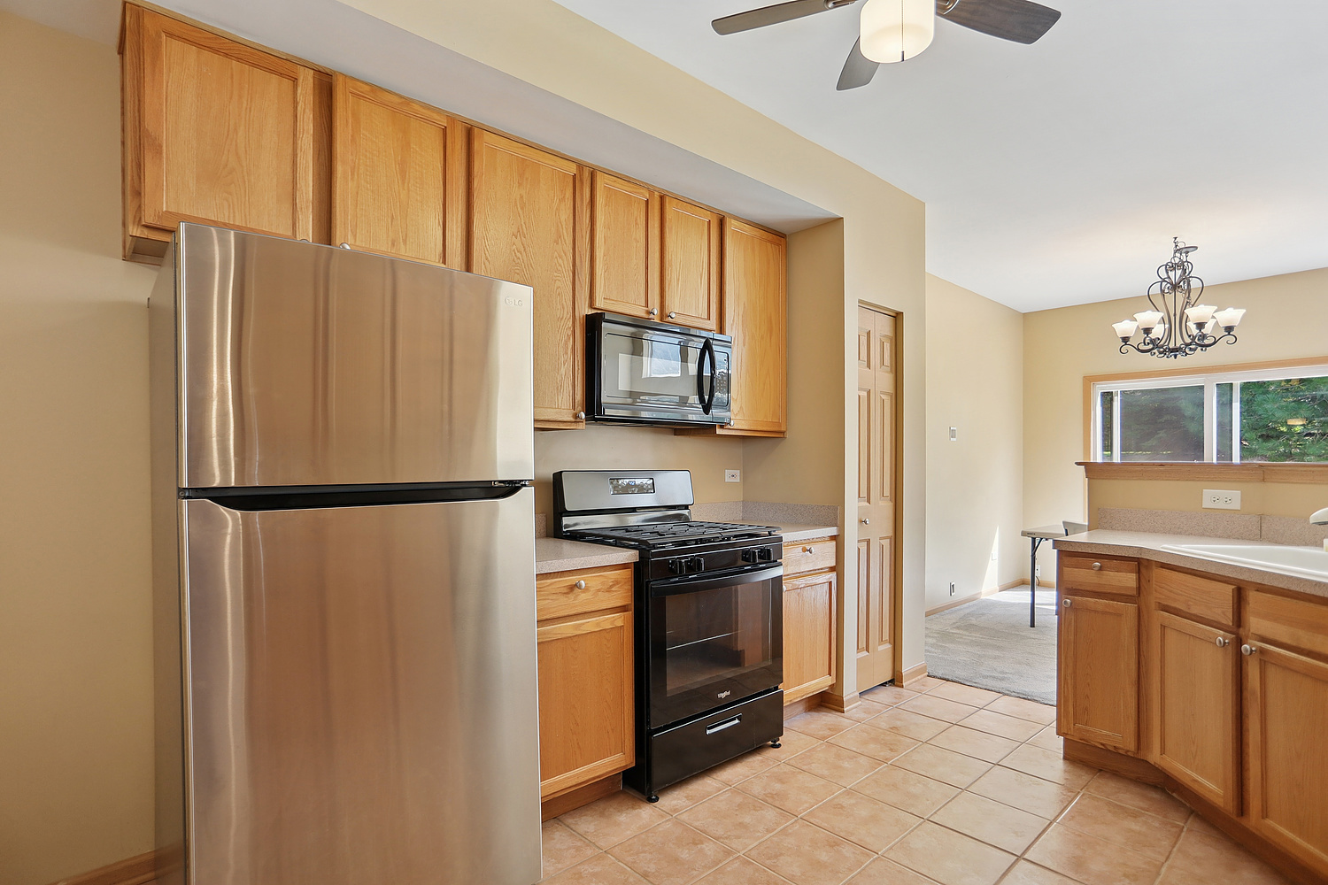 16663 S Windsor Lane, Lockport, IL 60441
