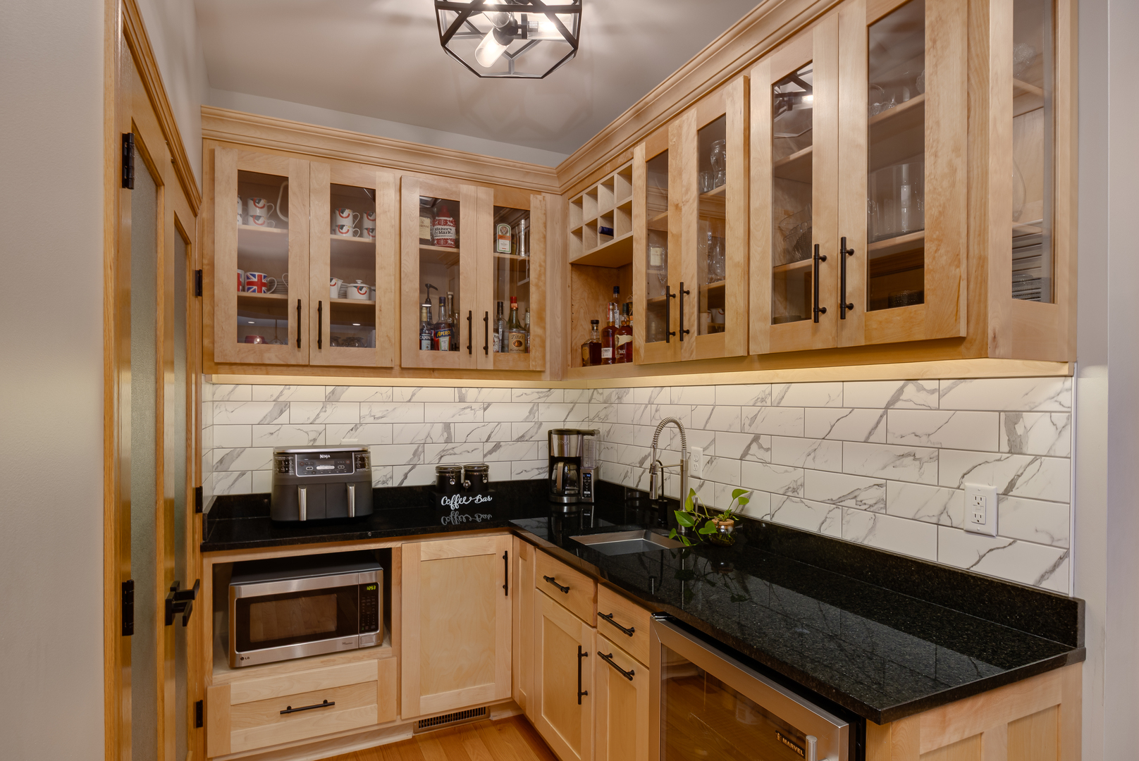 560 Birch Hollow Drive, Antioch, IL 60002