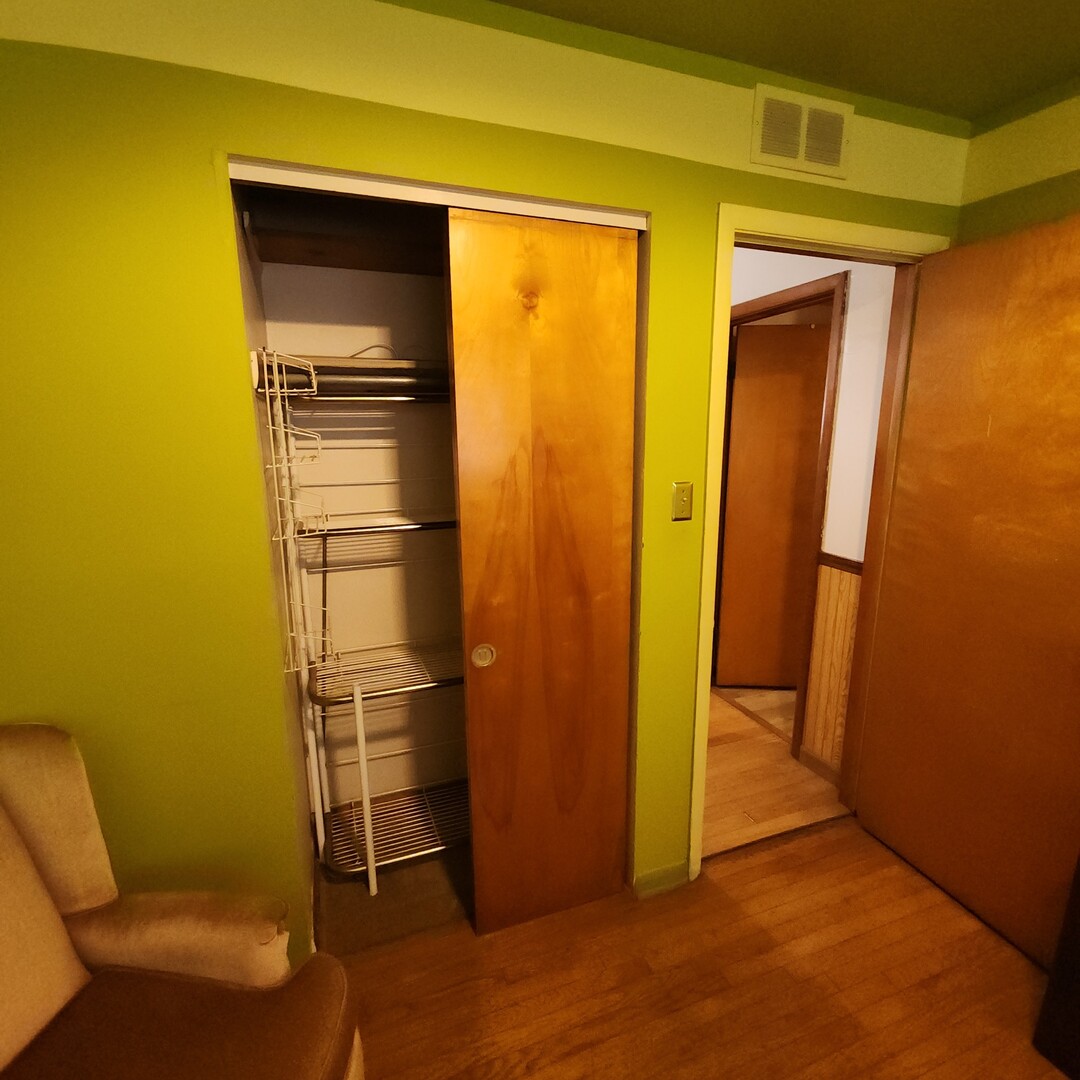 11258 S NORMANDY Avenue, Worth, IL 60482