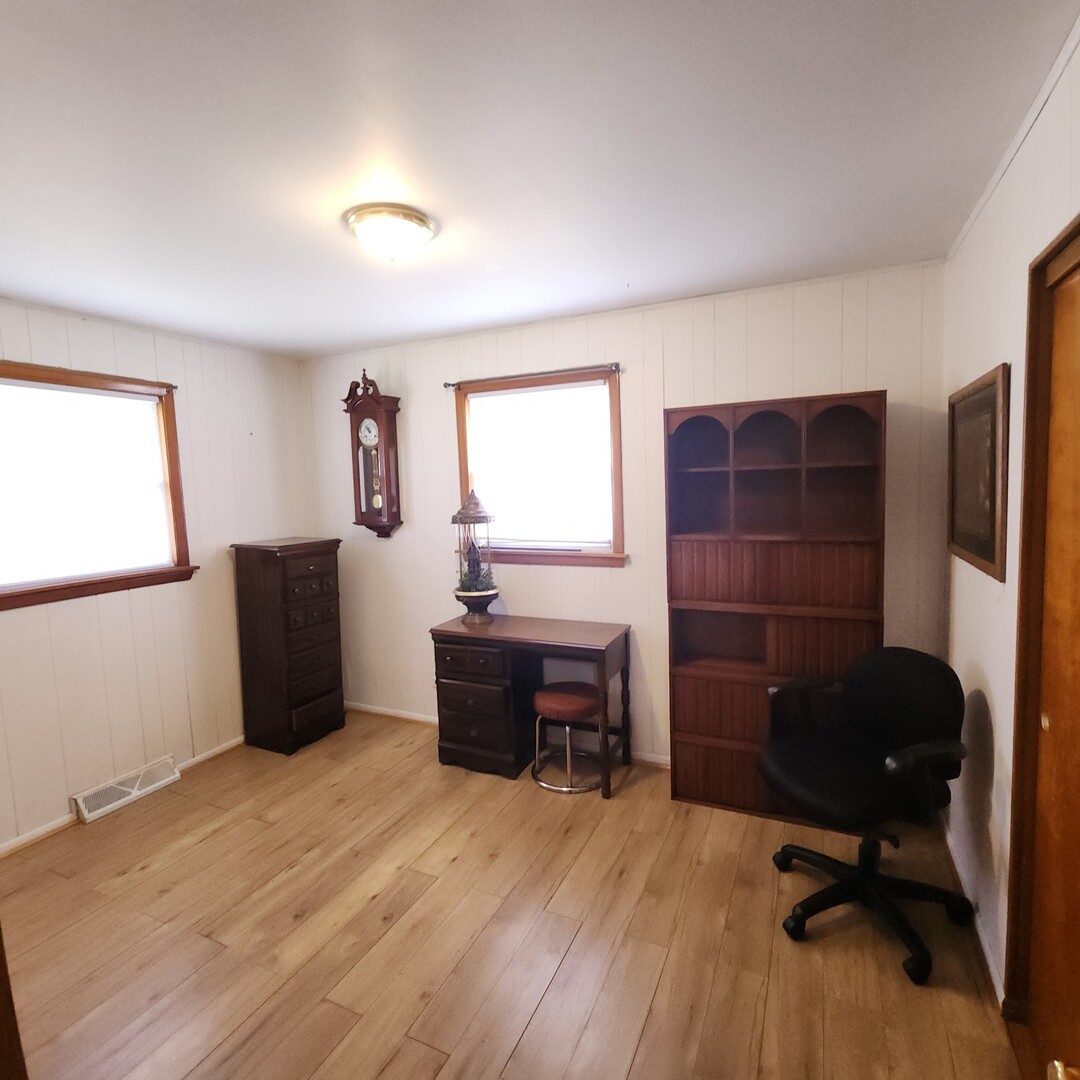 11258 S NORMANDY Avenue, Worth, IL 60482