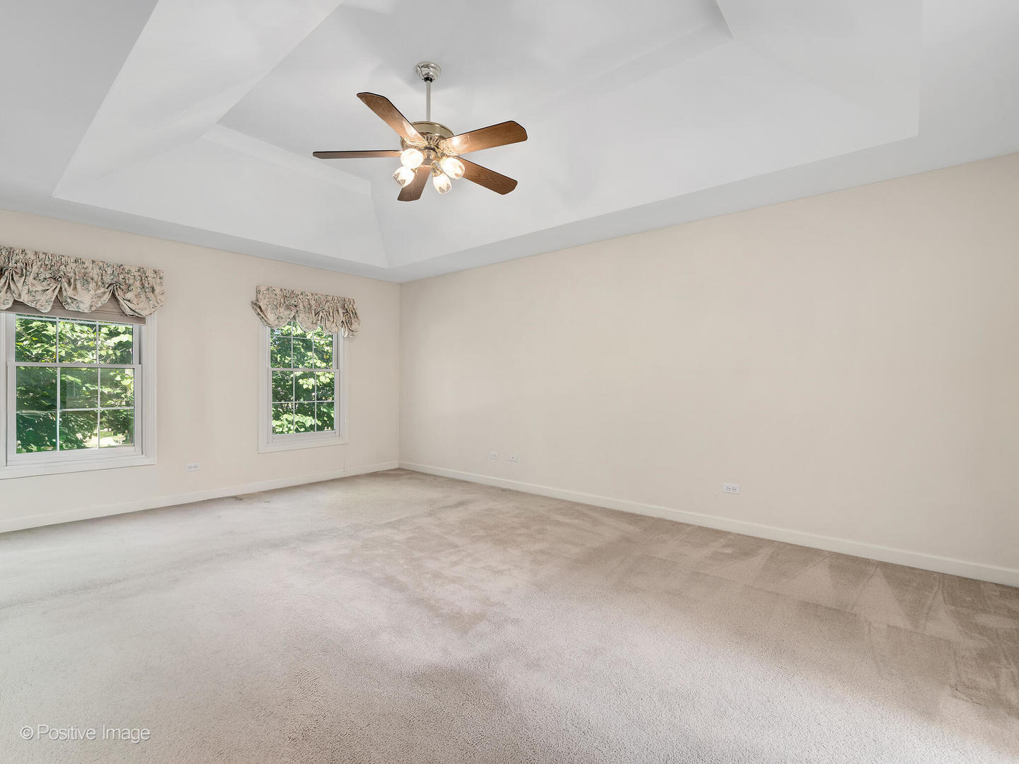 203 Grant Avenue, Clarendon Hills, IL 60514