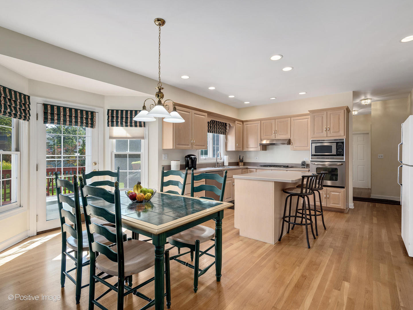 203 Grant Avenue, Clarendon Hills, IL 60514