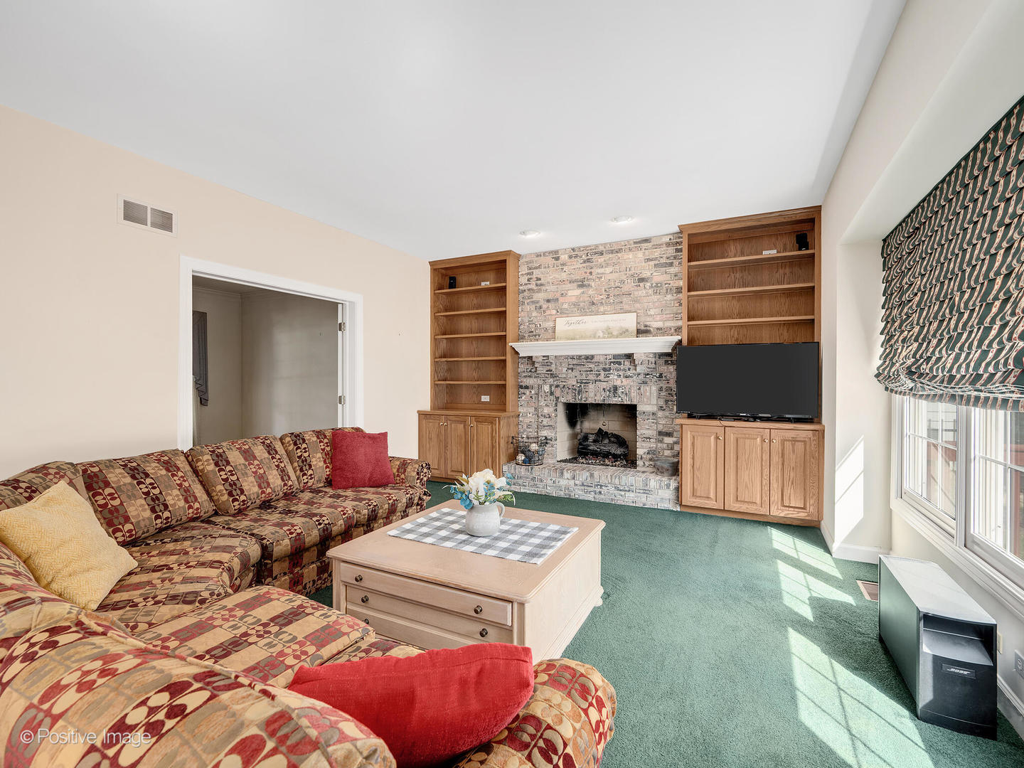 203 Grant Avenue, Clarendon Hills, IL 60514