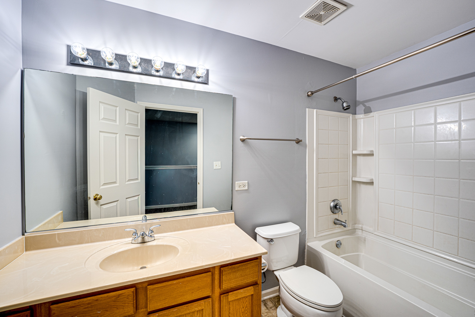 3355 kentshire Circle, Aurora, IL 60504
