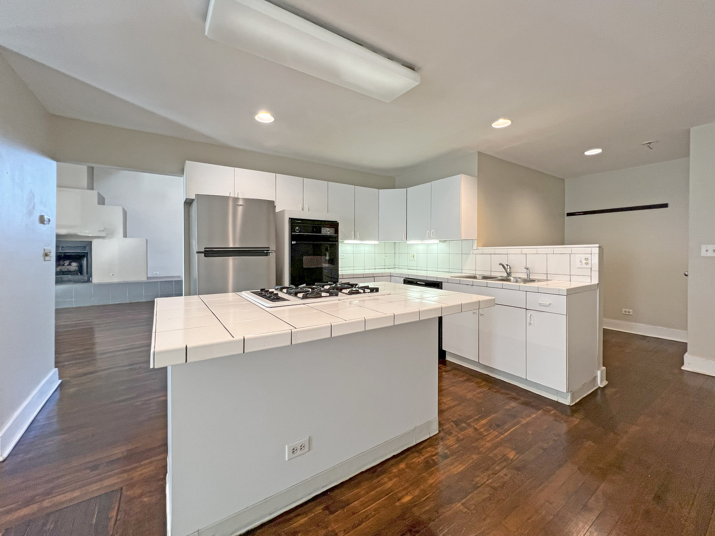 934 S State Street #3B, Lockport, IL 60441