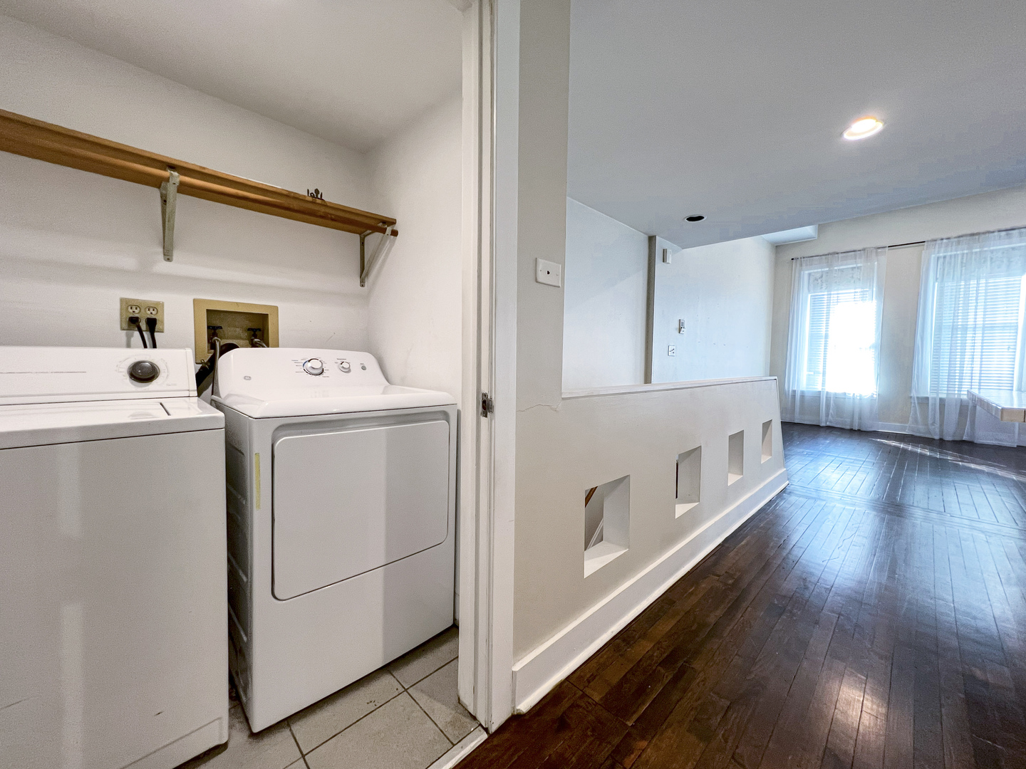 934 S State Street #3B, Lockport, IL 60441