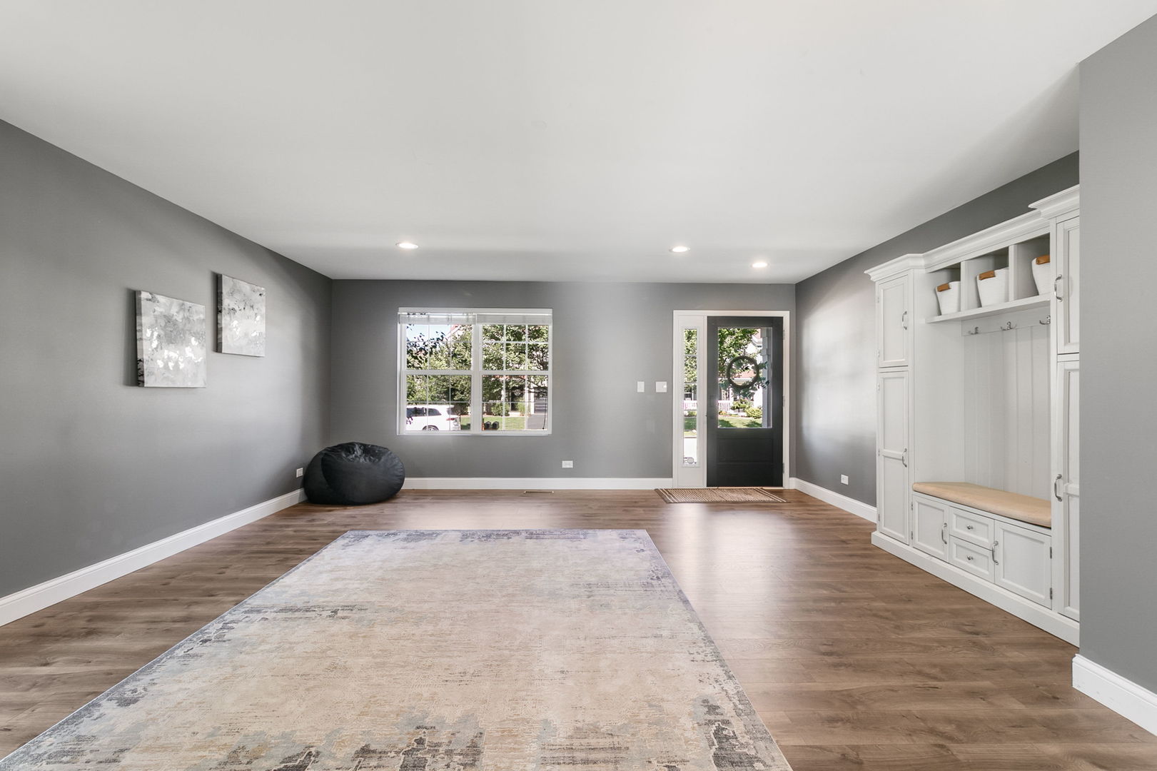 247 Minuet Circle, Volo, IL 60073