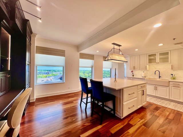 77 S Evergreen Avenue #1103, Arlington Heights, IL 60005