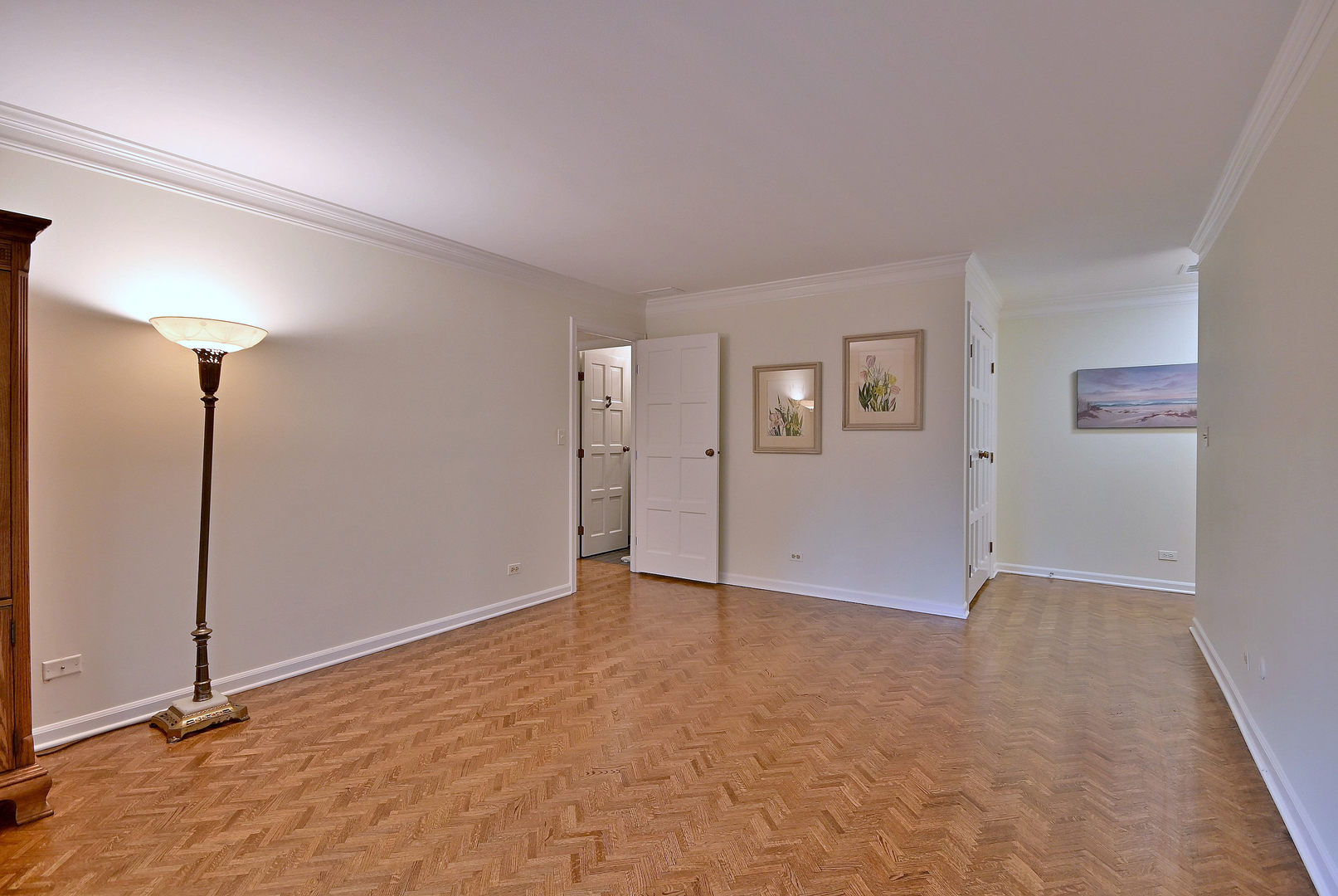 6 Oak Brook Club Drive #J102, Oak Brook, IL 60523
