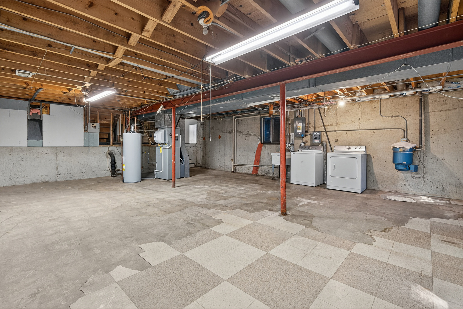 407 Brad Court, Naperville, IL 60565