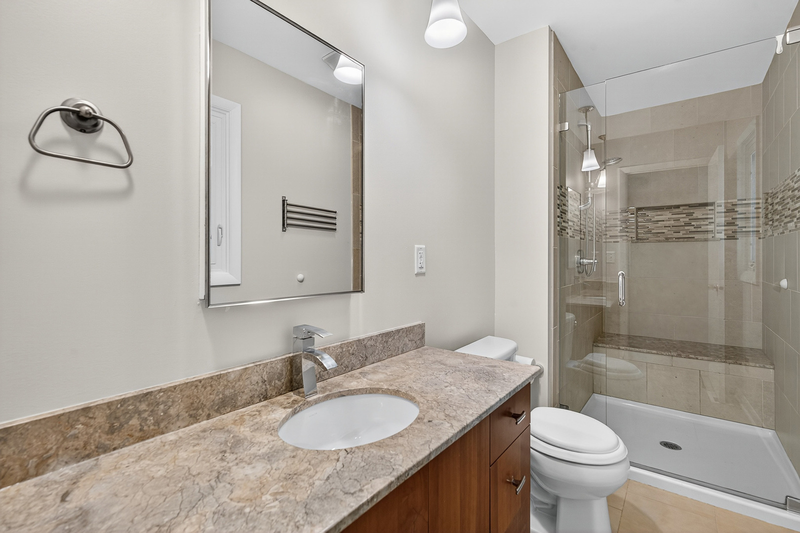 407 Brad Court, Naperville, IL 60565