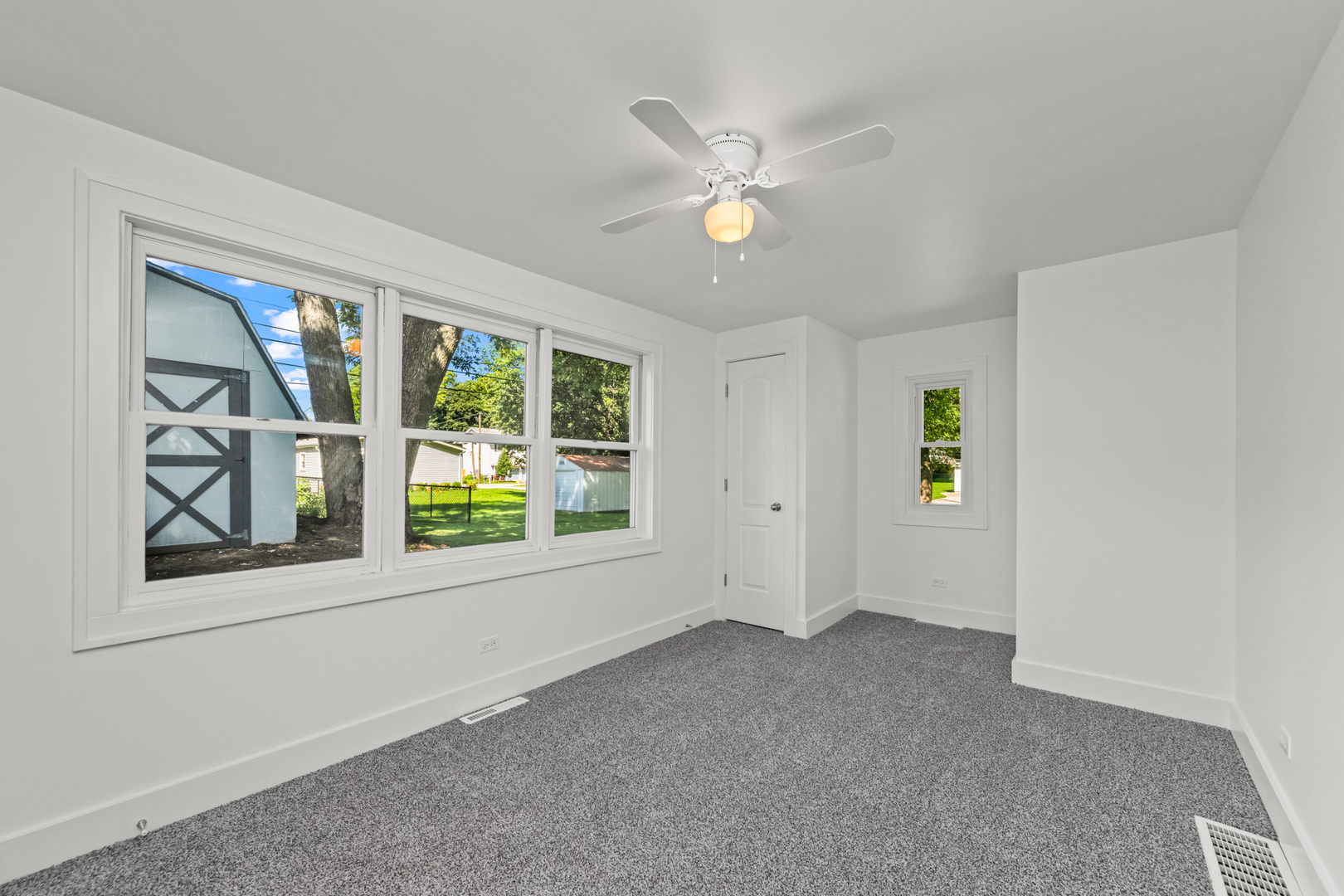 3817 W LAKE SHORE Drive, Wonder Lake, IL 60097