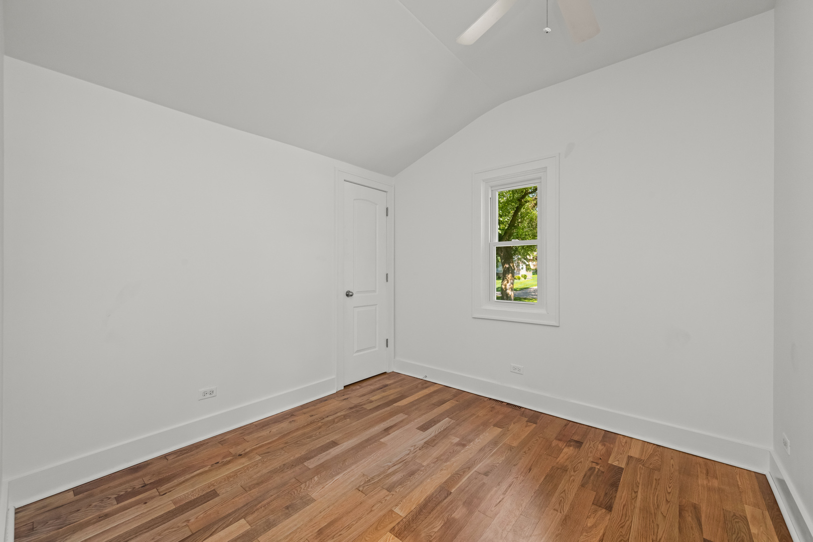 3817 W LAKE SHORE Drive, Wonder Lake, IL 60097