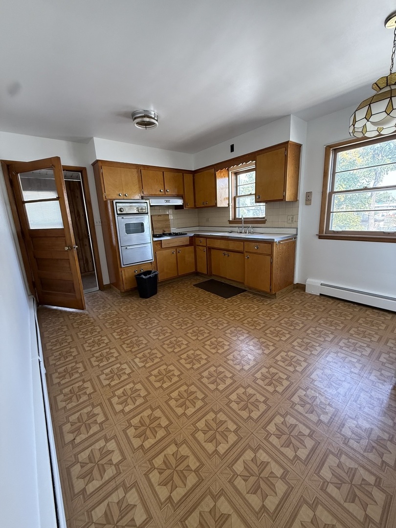 1712 N 35th Avenue, Stone Park, IL 60165