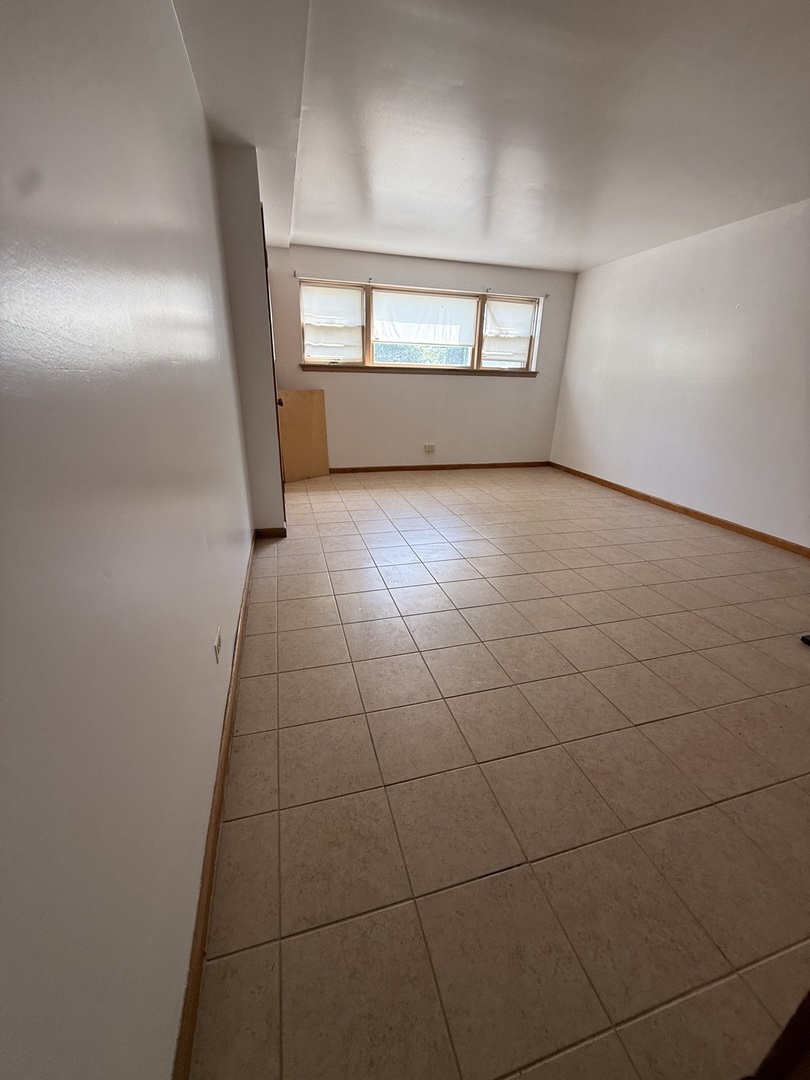 1712 N 35th Avenue, Stone Park, IL 60165