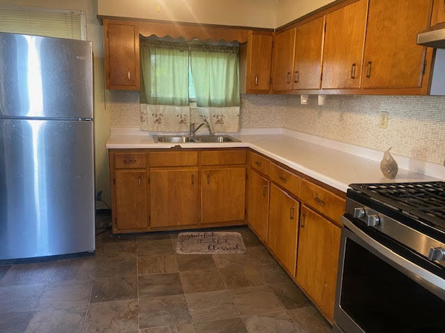502 Burnett Avenue, Warren, IL 61087