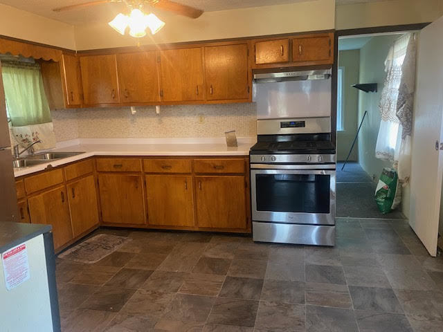 502 Burnett Avenue, Warren, IL 61087