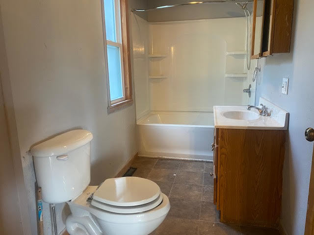 502 Burnett Avenue, Warren, IL 61087