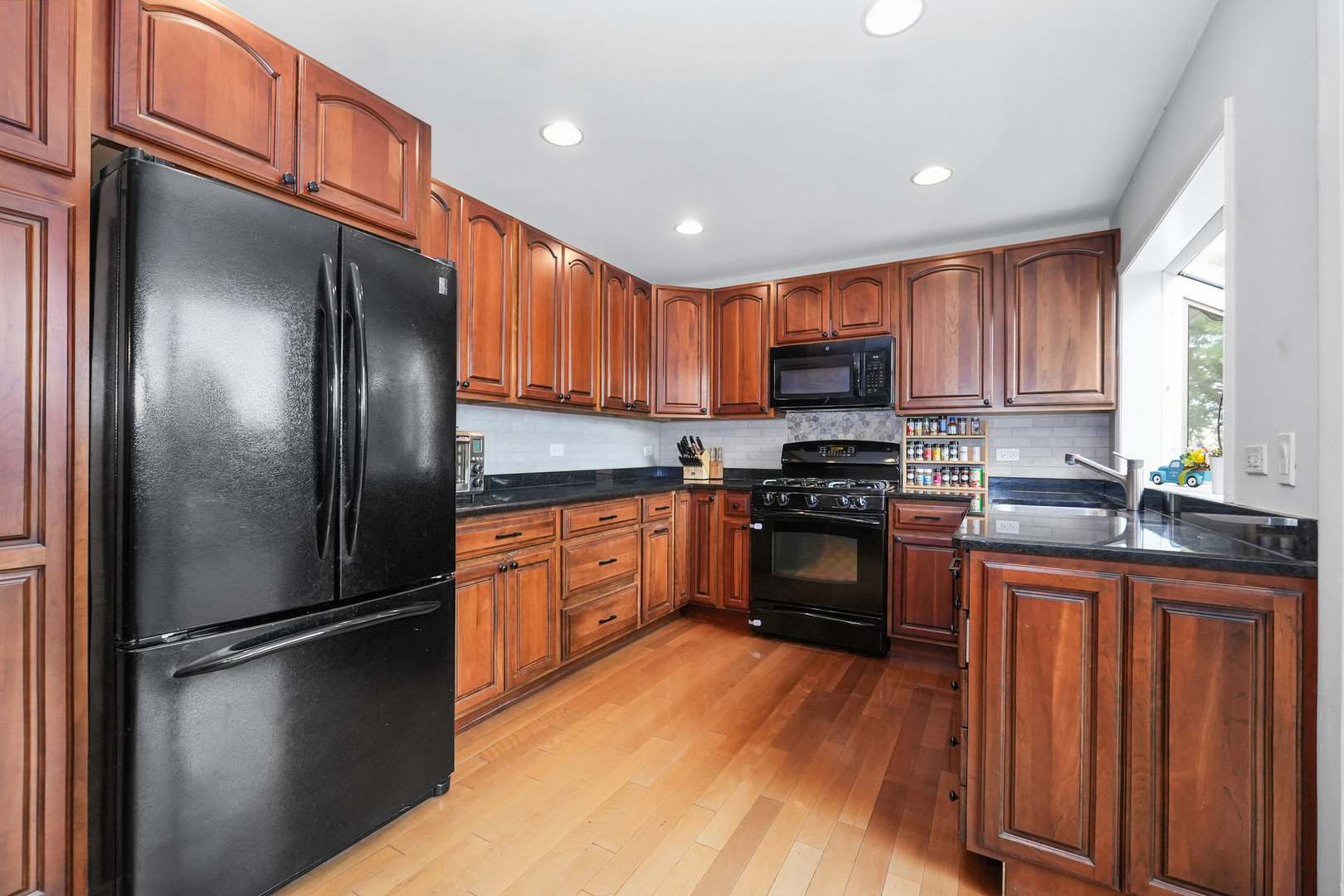 147 Majestic Drive, Lombard, IL 60148