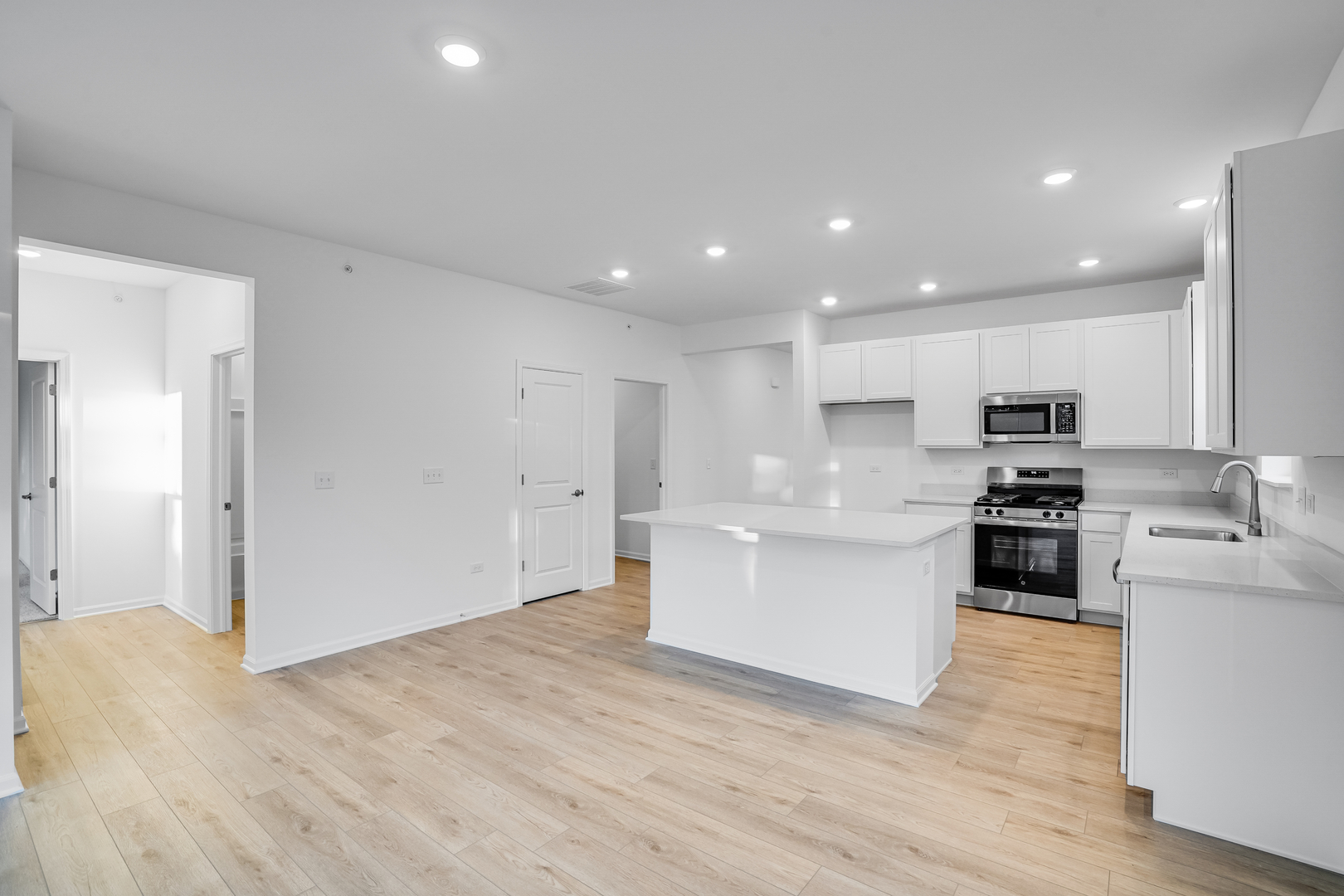 12245 Barcroft Circle, Huntley, IL 60142