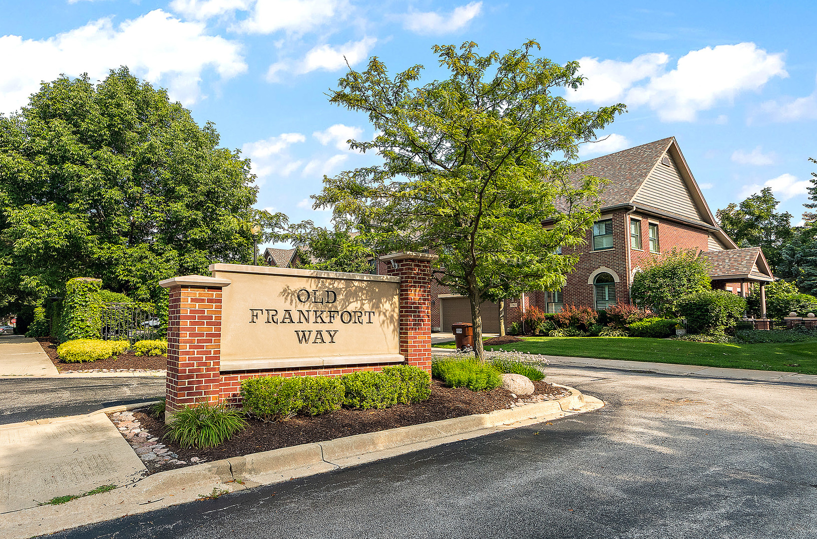 14 Old Frankfort Way, Frankfort, IL 60423