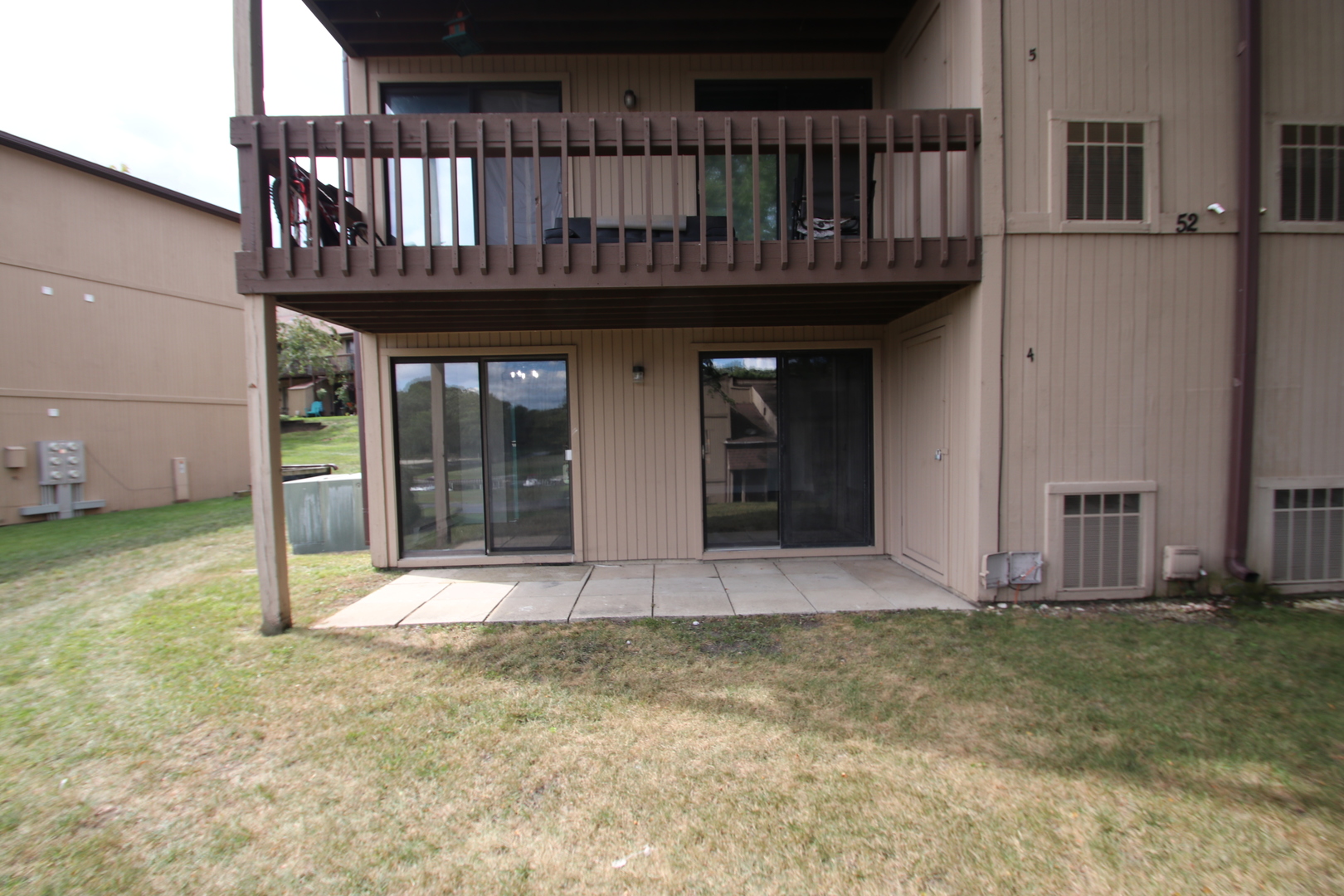 52 Oak Hill Colony #4, Fox Lake, IL 60020