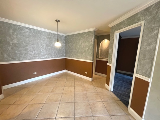 222 Shorewood Drive #GD, Glendale Heights, IL 60139