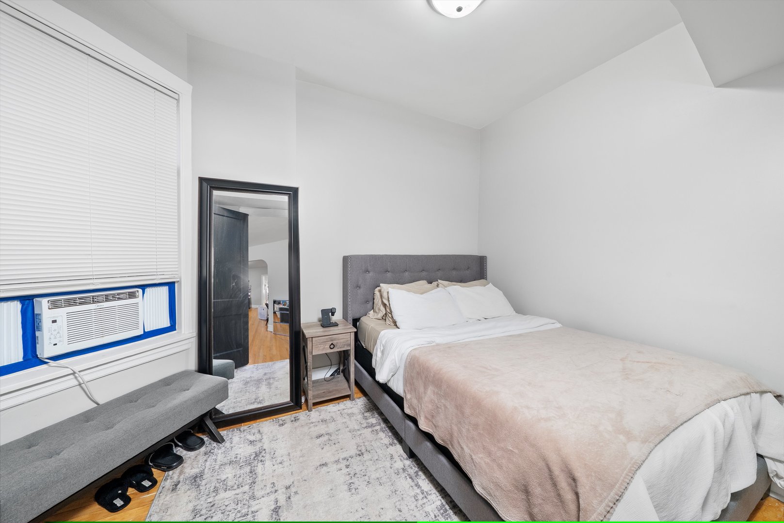 5248-50 W Adams Street, Chicago, IL 60644