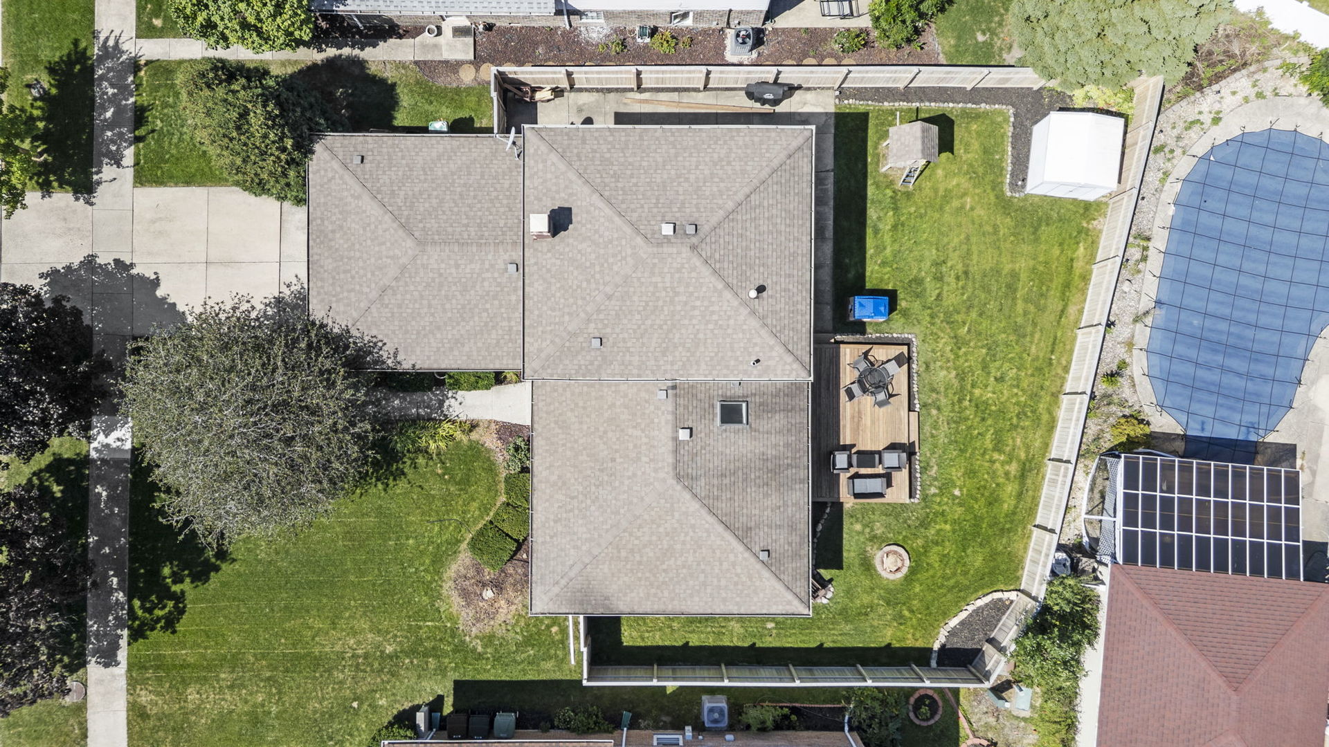 8440 Surrey Drive, Tinley Park, IL 60487