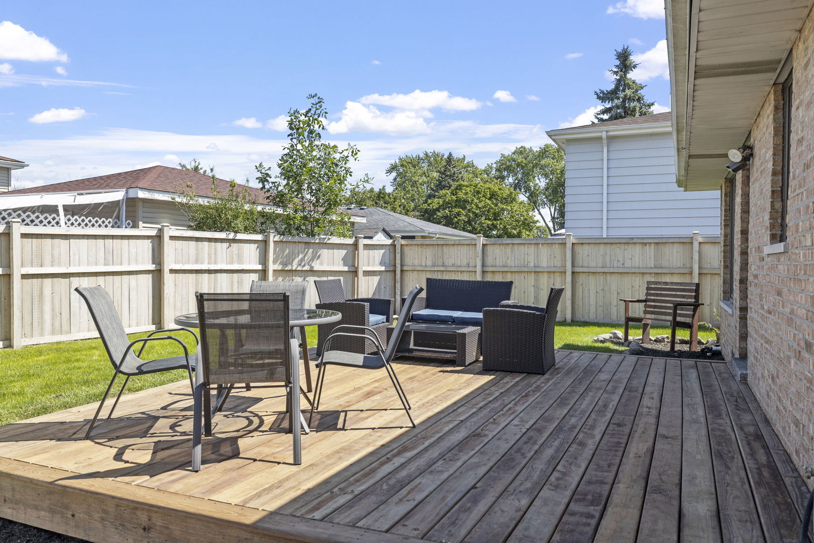 8440 Surrey Drive, Tinley Park, IL 60487