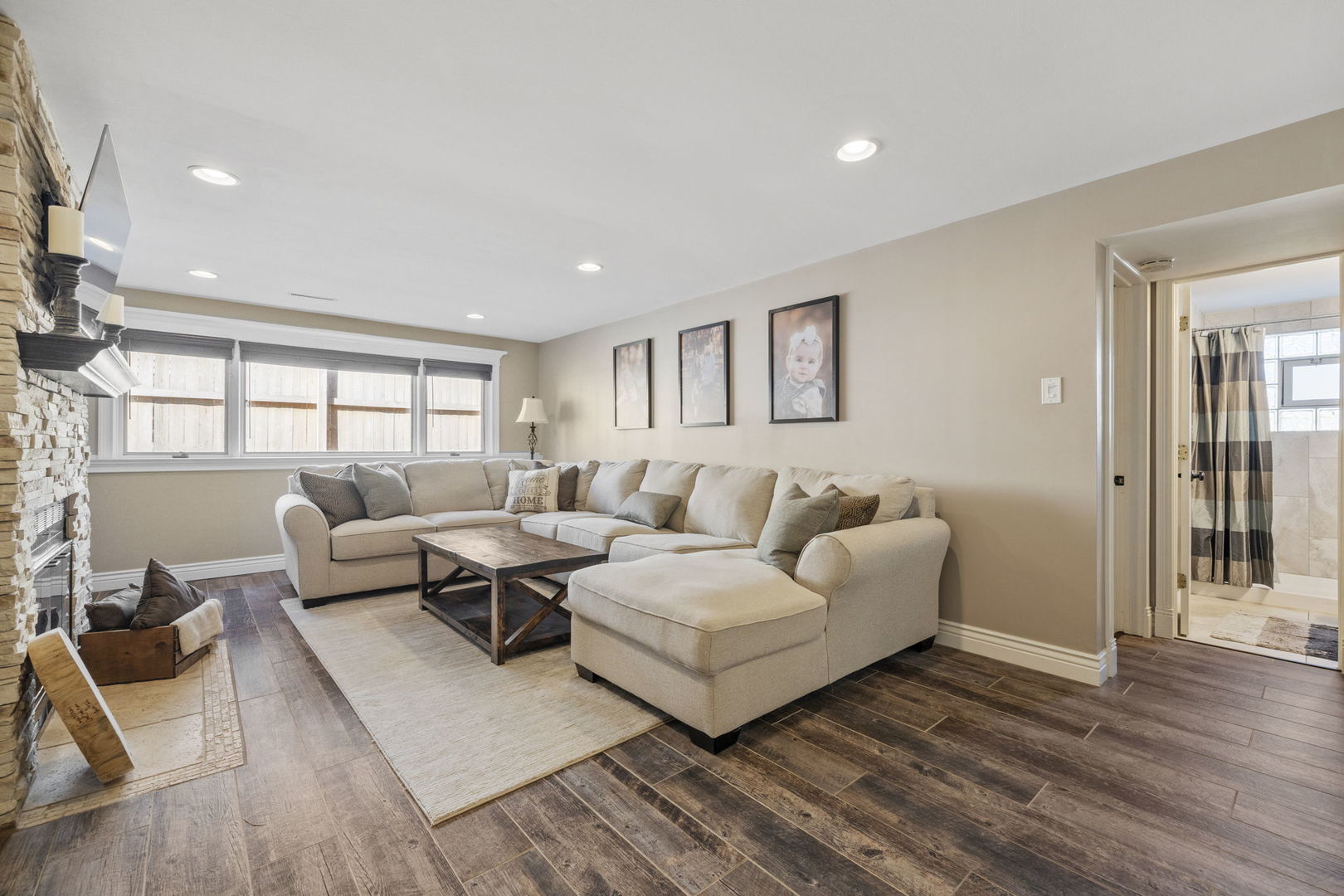8440 Surrey Drive, Tinley Park, IL 60487
