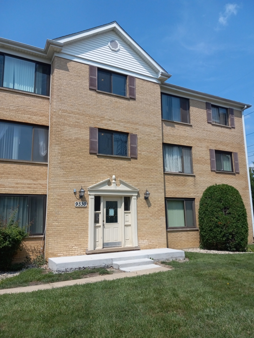 9330 HAMILTON Court #E, Des Plaines, IL 60016
