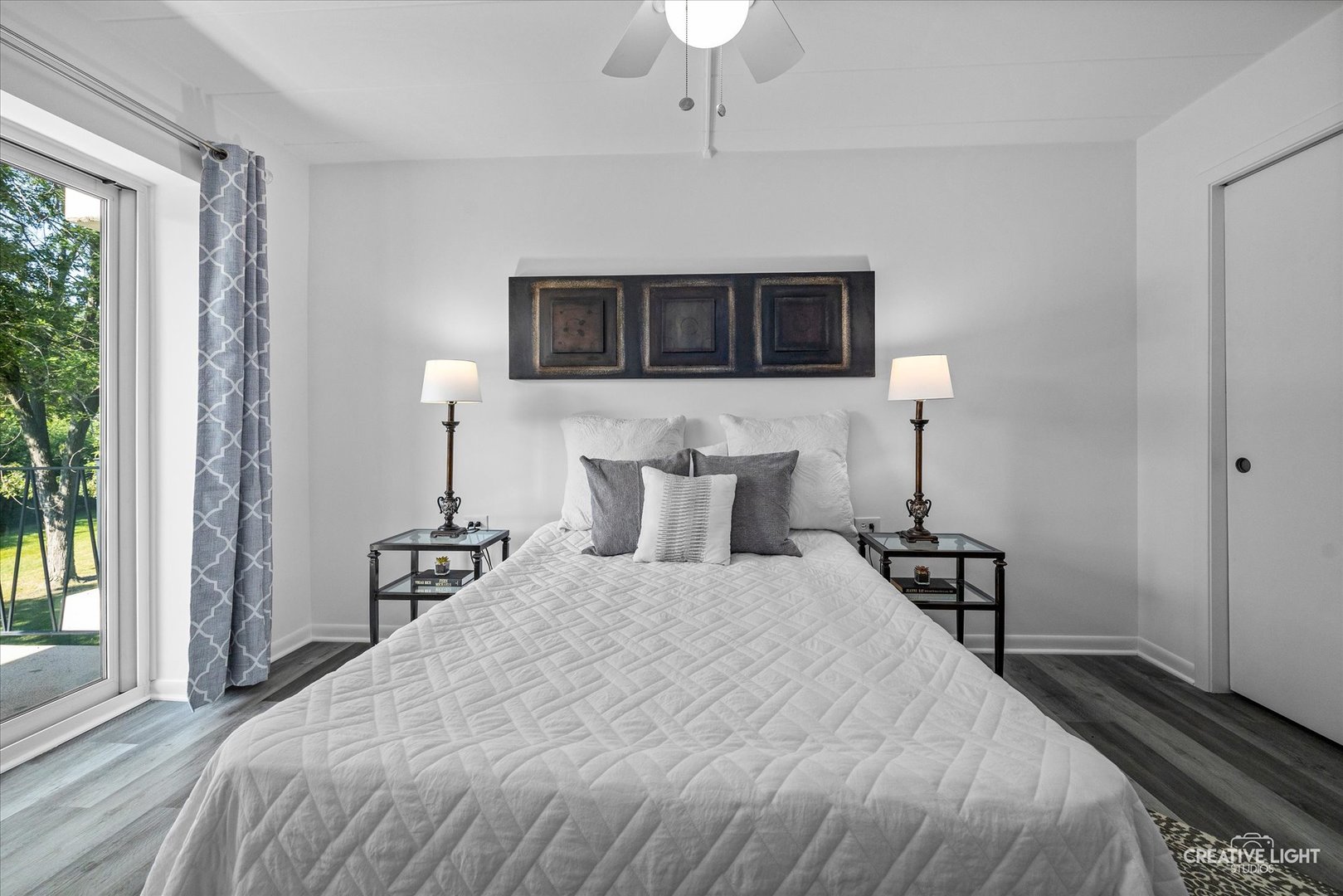 5300 Walnut Avenue #18C, Downers Grove, IL 60515