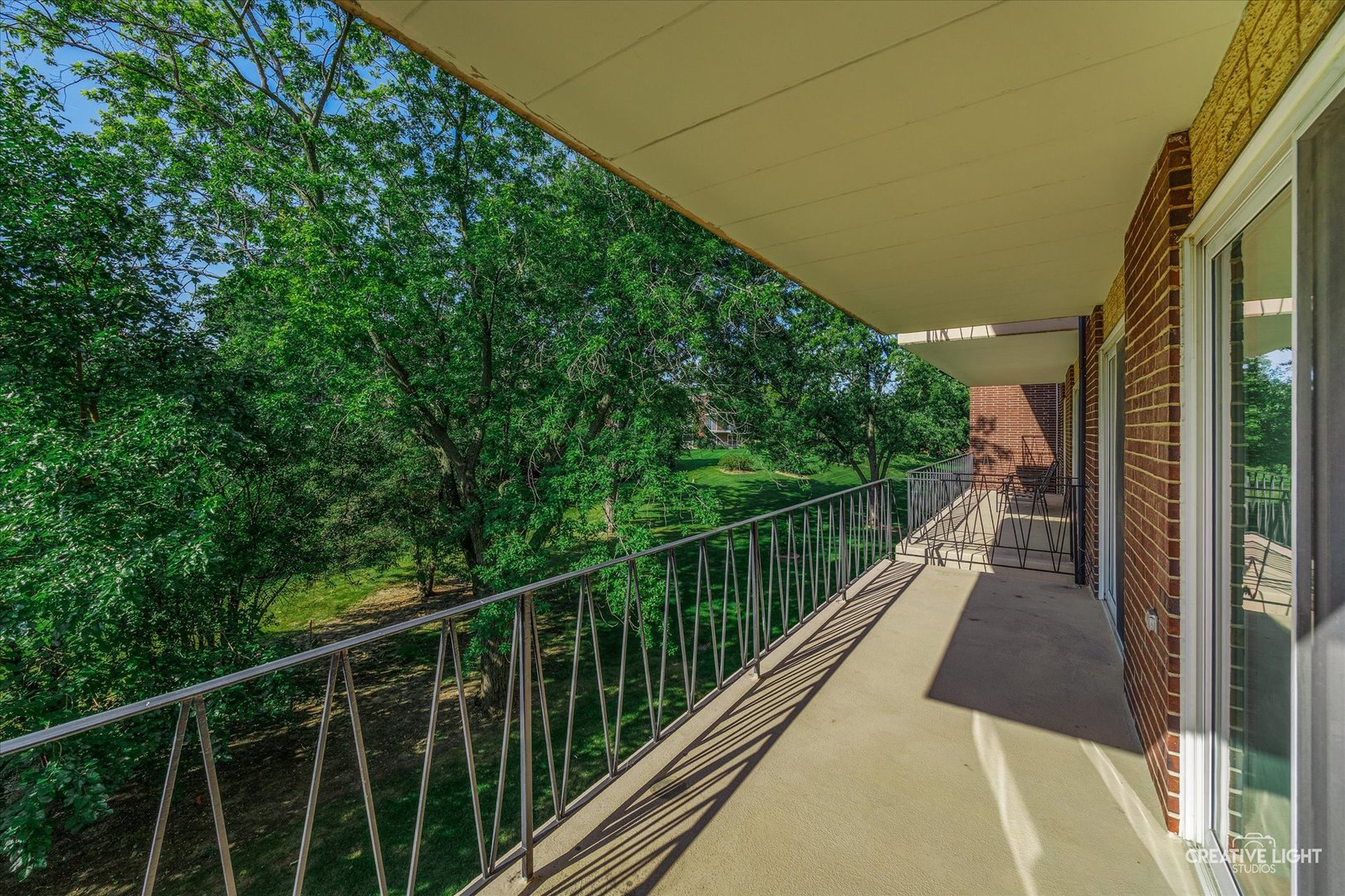 5300 Walnut Avenue #18C, Downers Grove, IL 60515