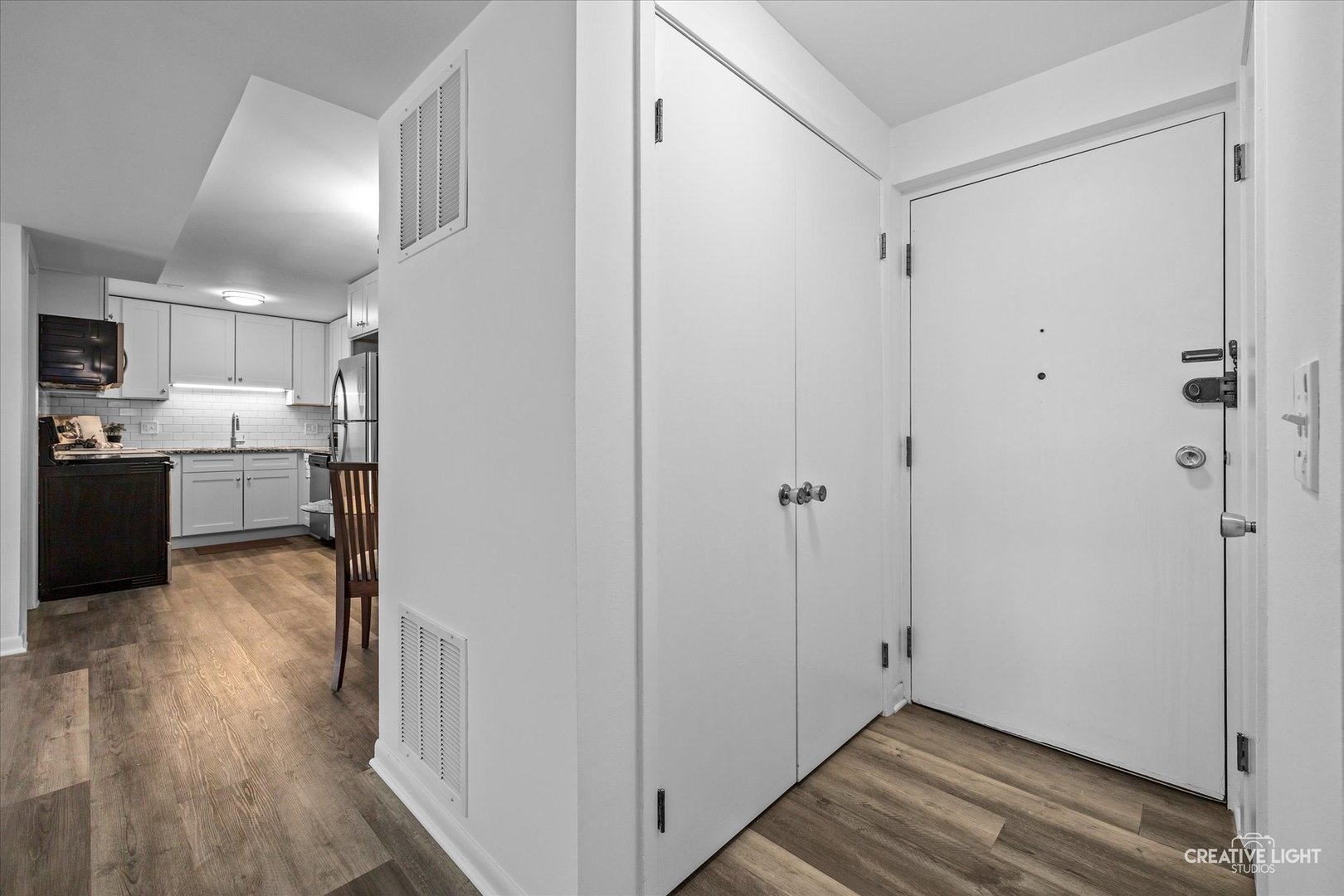 5300 Walnut Avenue #18C, Downers Grove, IL 60515