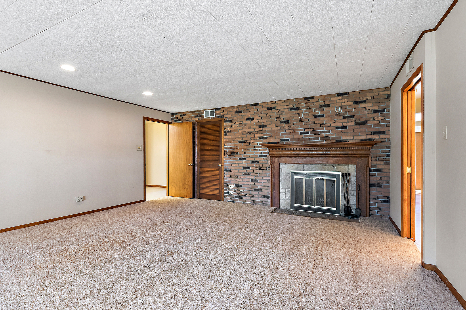 23614 S Ashland Avenue, Crete, IL 60417