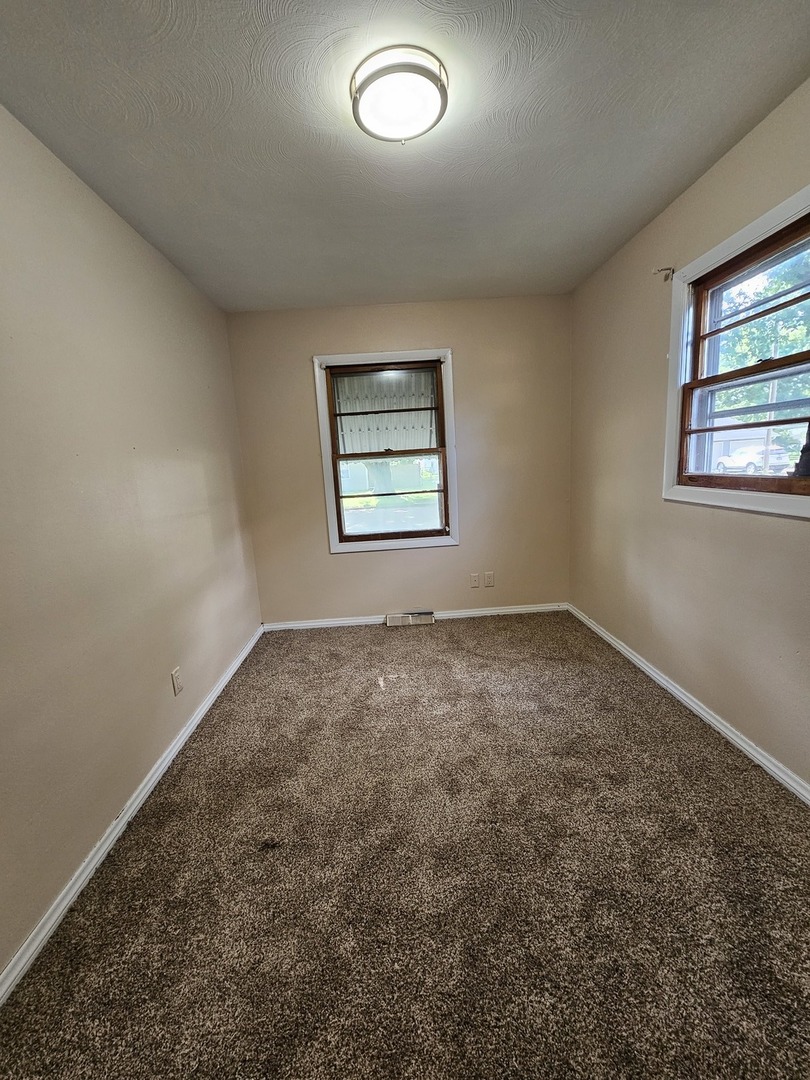 1605 7th Avenue, Rock Falls, IL 61071