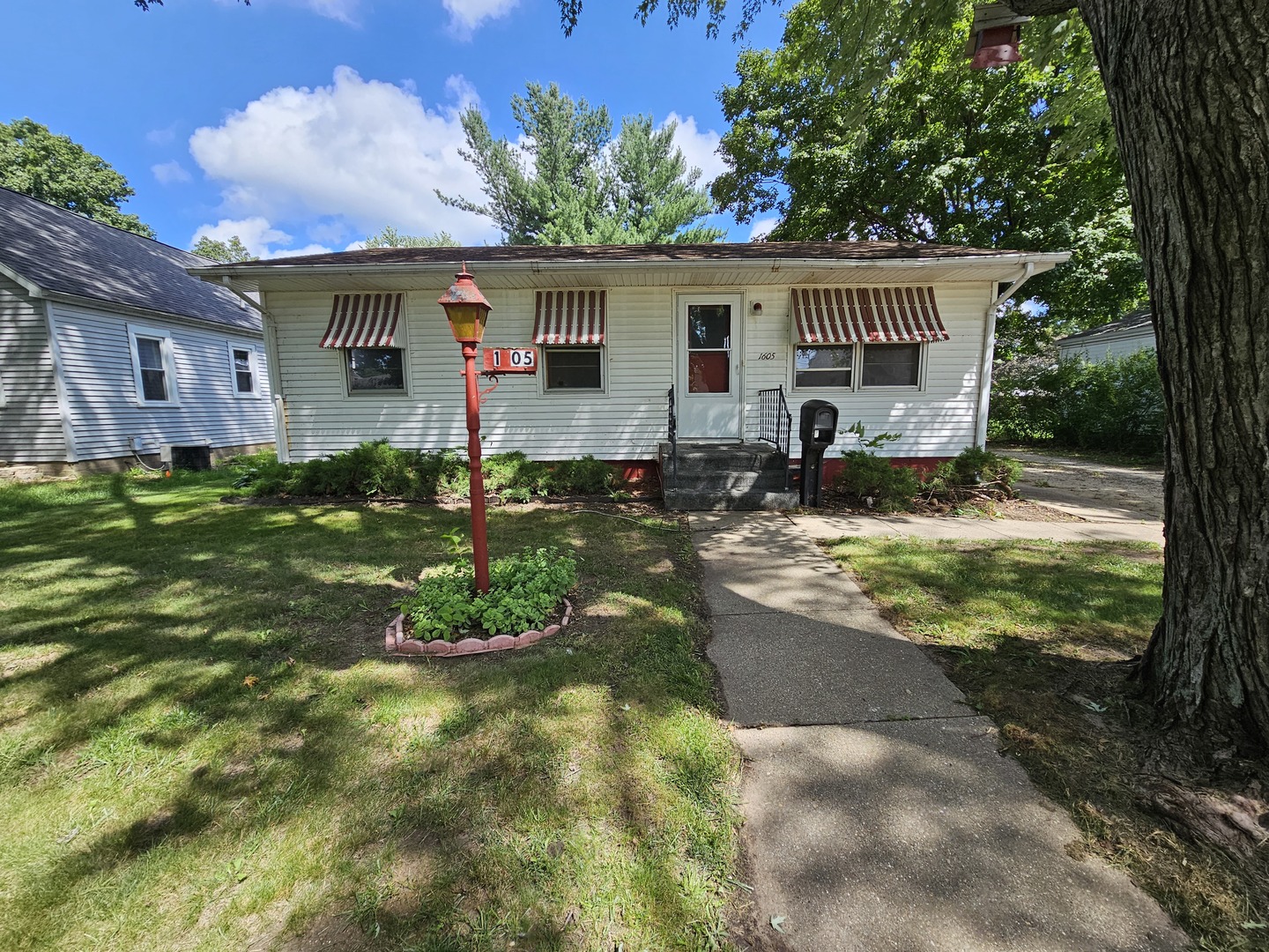 1605 7th Avenue, Rock Falls, IL 61071