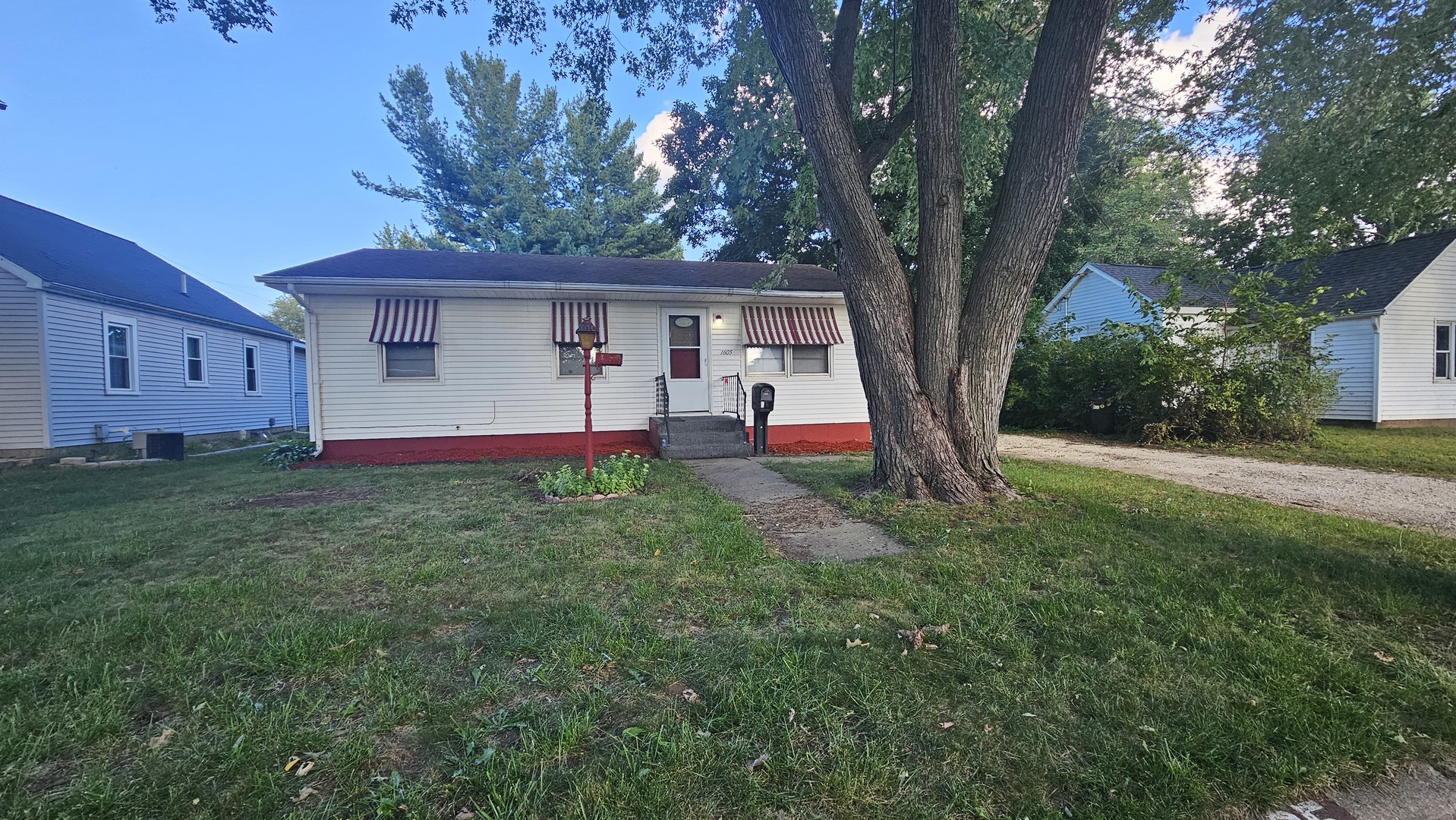 1605 7th Avenue, Rock Falls, IL 61071