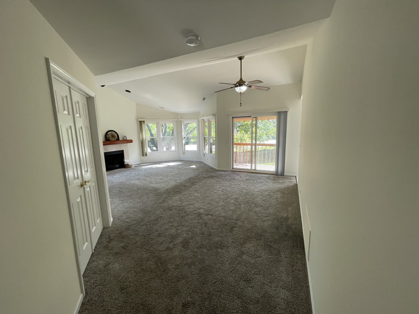 13 Willow Parkway #13, Buffalo Grove, IL 60089