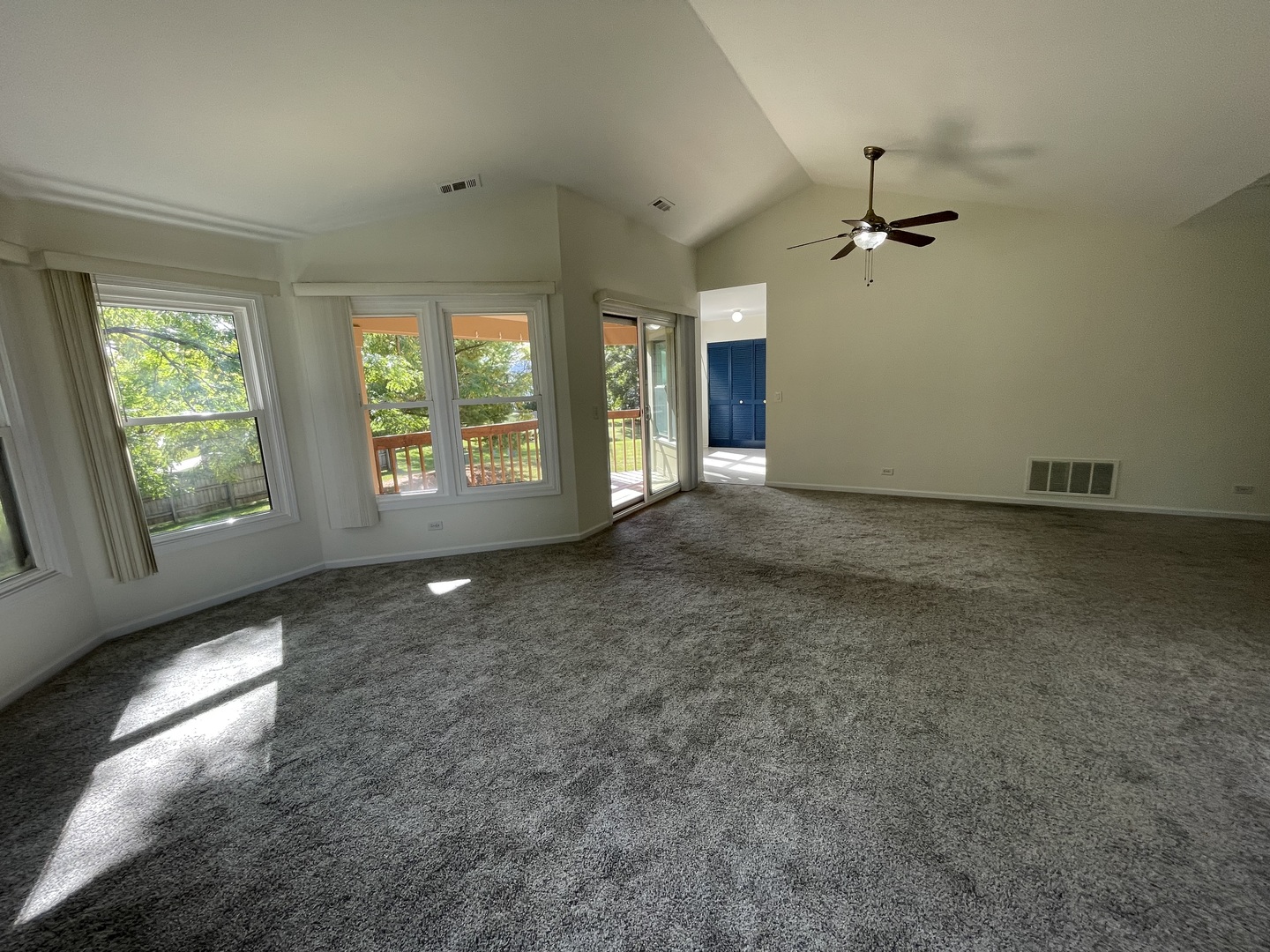 13 Willow Parkway #13, Buffalo Grove, IL 60089